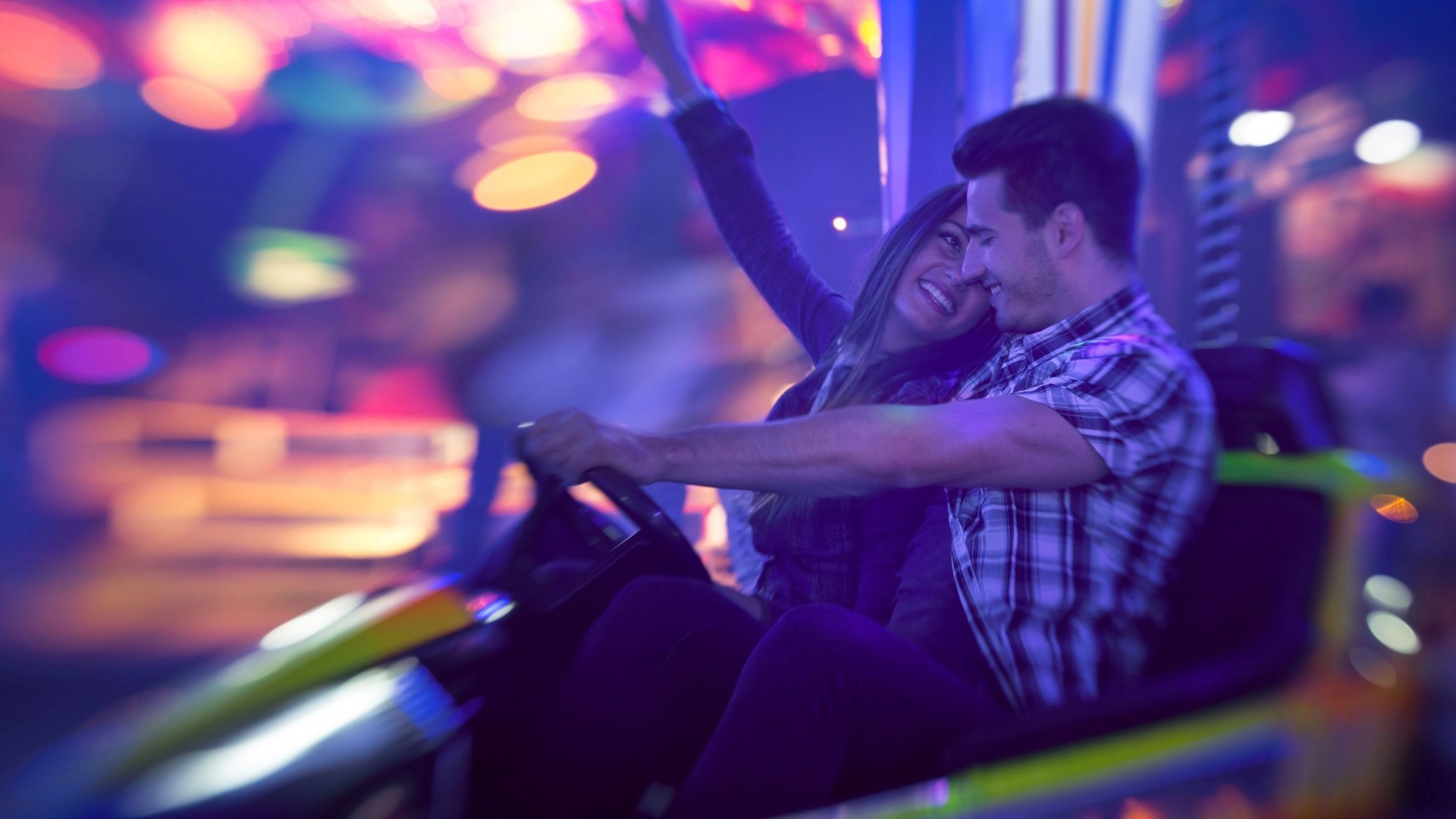 Motion Blur Couple Theme Parks Bokeh 1920x1080