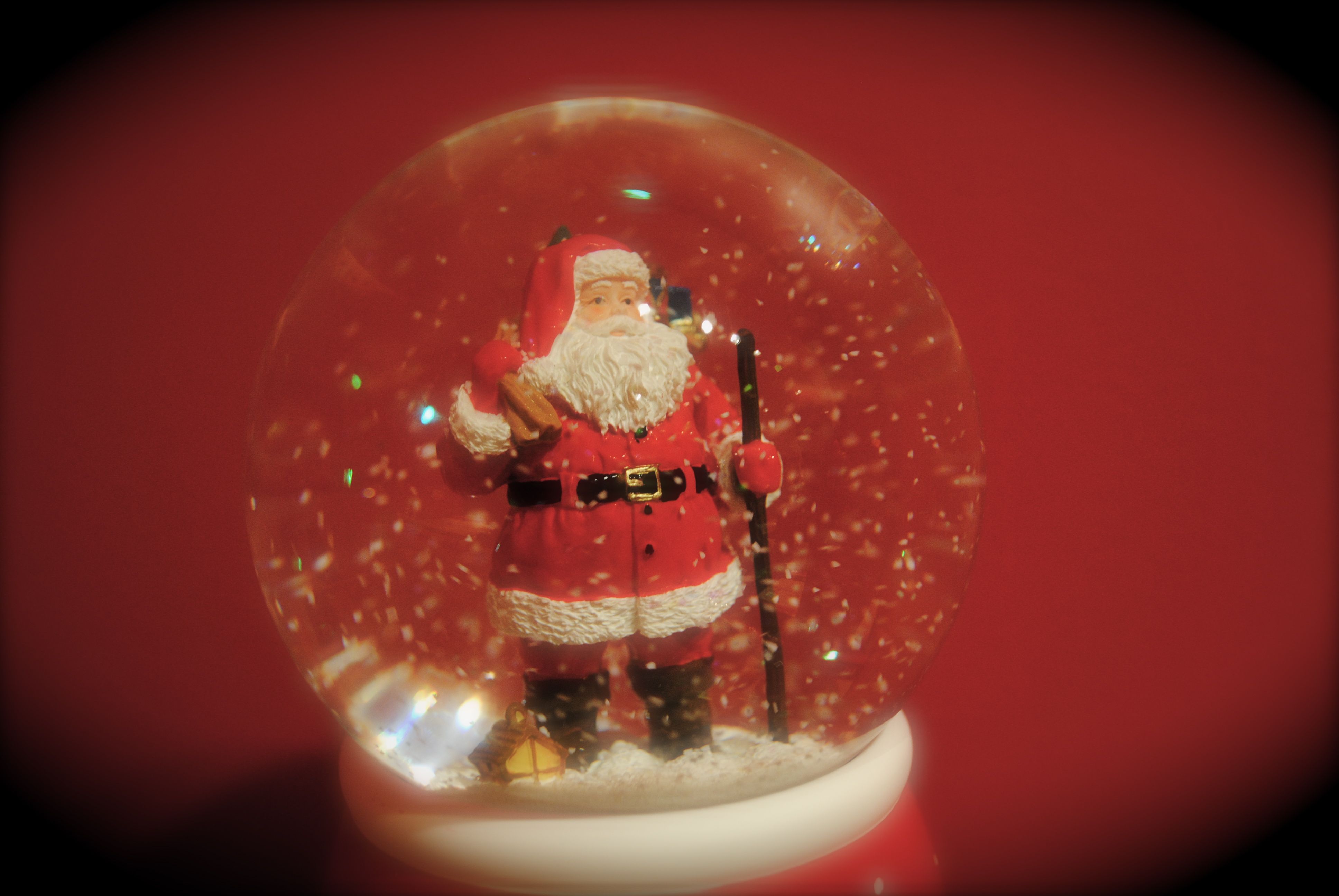 Christmas Santa Snow Globe 3872x2592