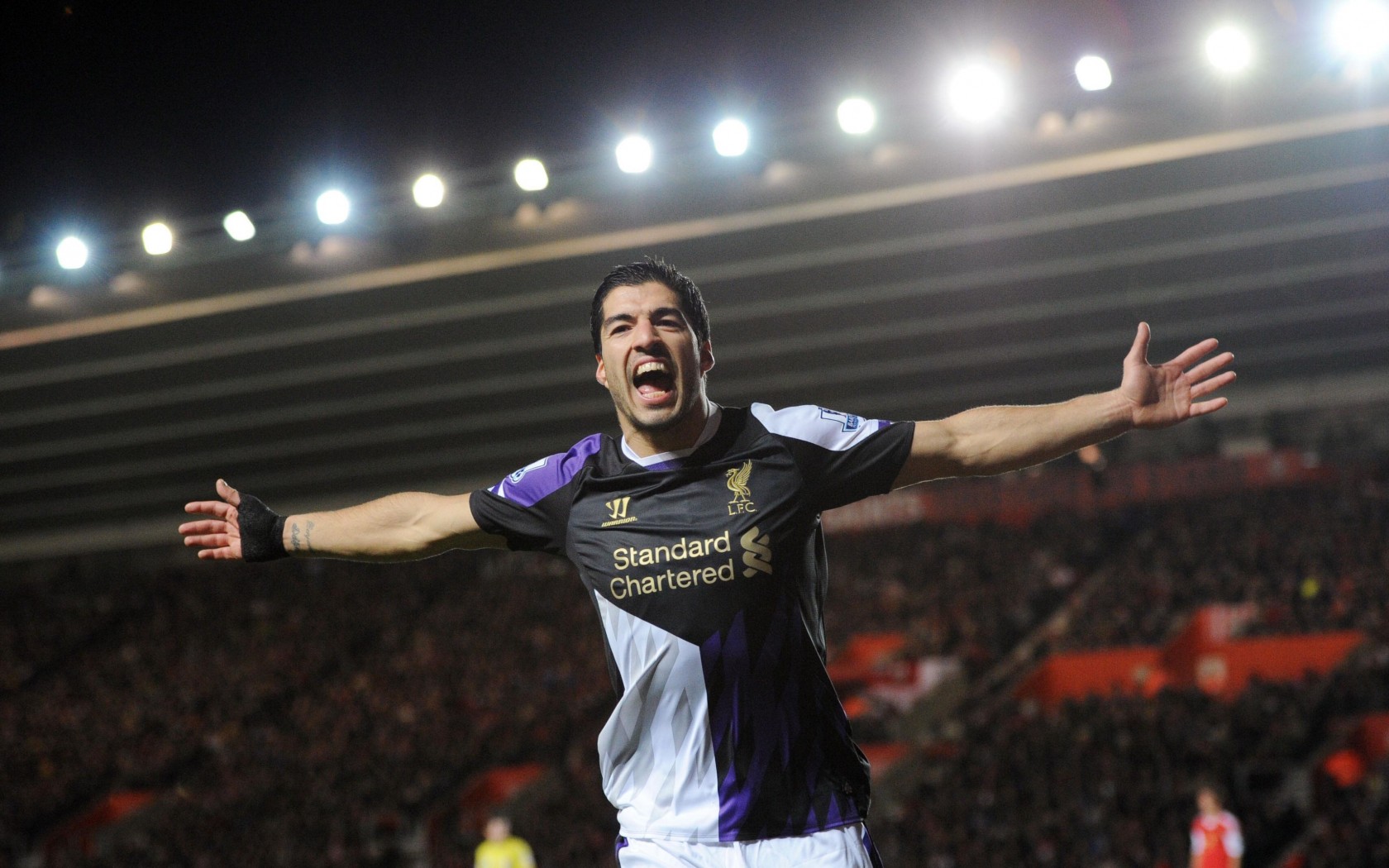 Sports Luis Suarez 1680x1050