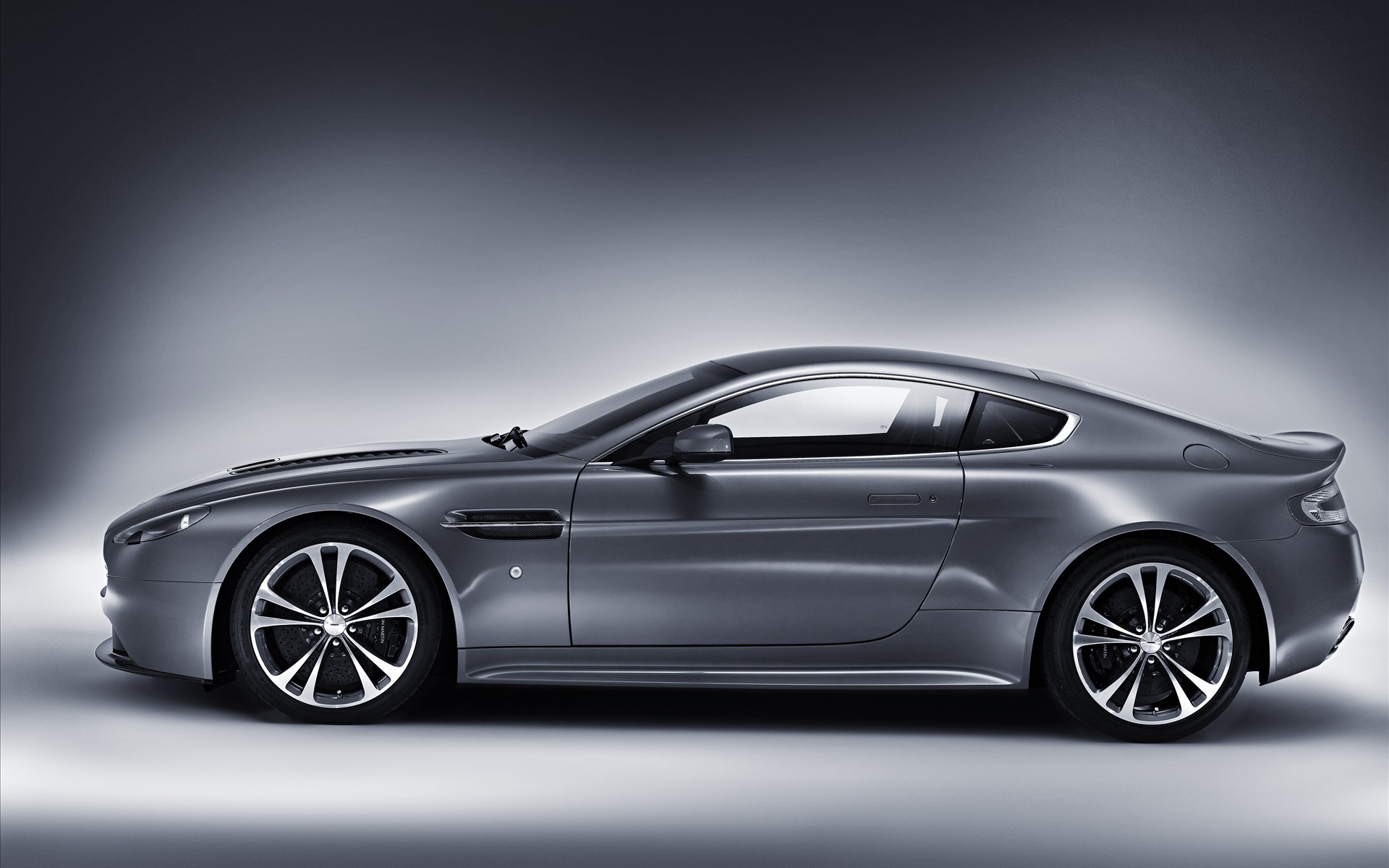 Vehicles Aston Martin V12 Vantage 1920x1200