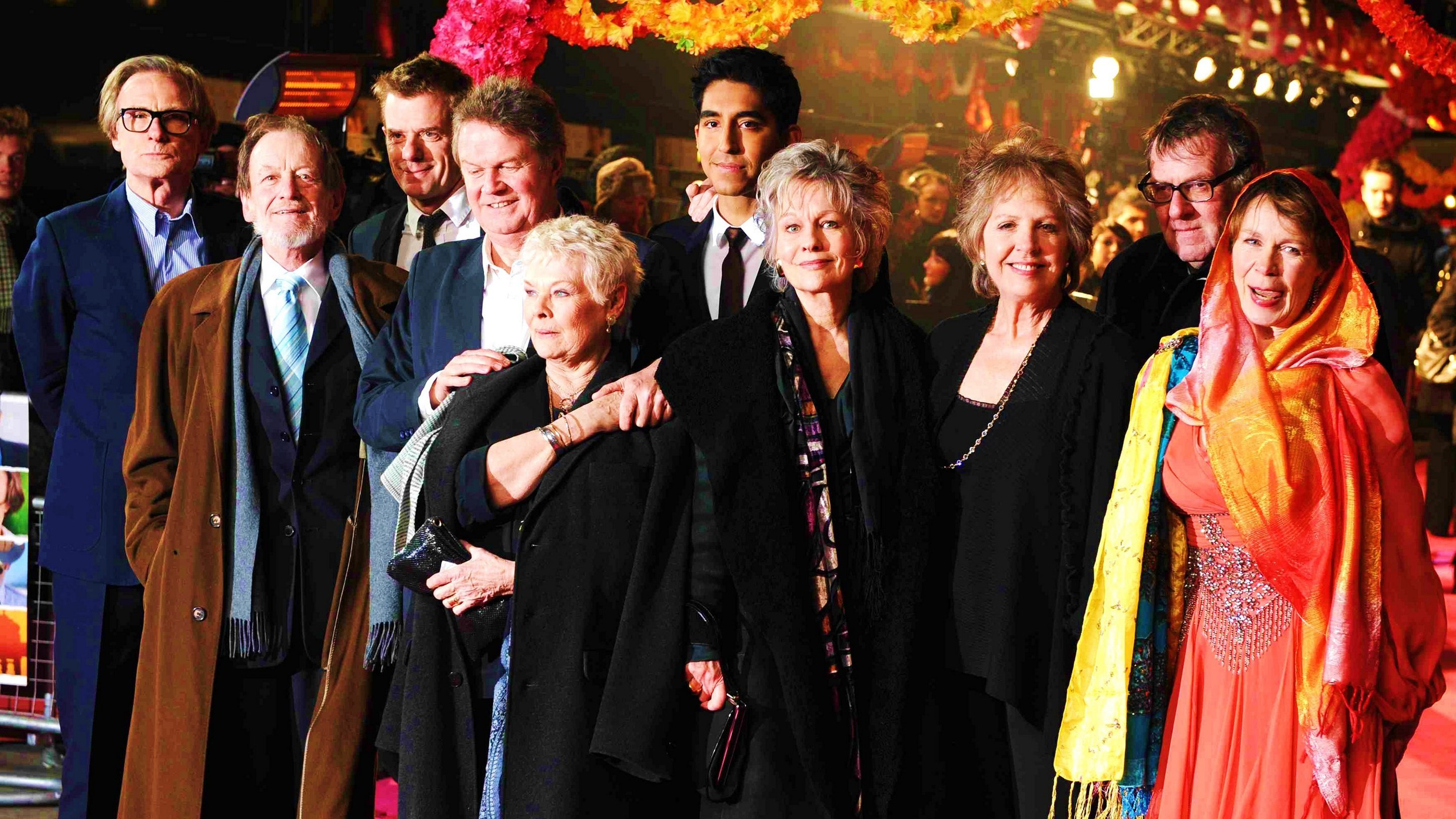 Maggie Smith Dev Patel Judi Dench 2880x1620