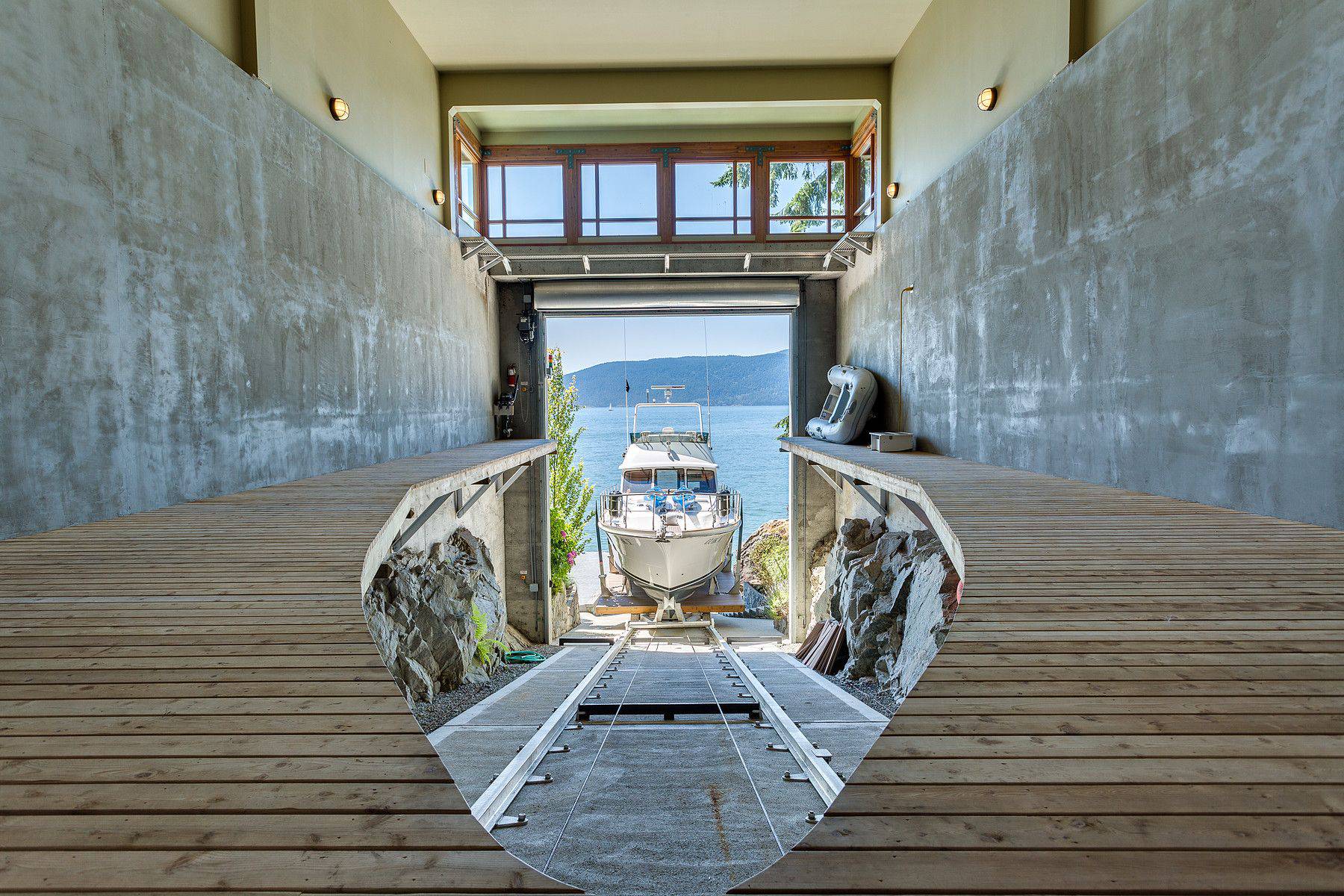 Ship Photography Water Wooden Surface Yachts Rail Indoors Building Lake British Columbia Canada 1800x1200
