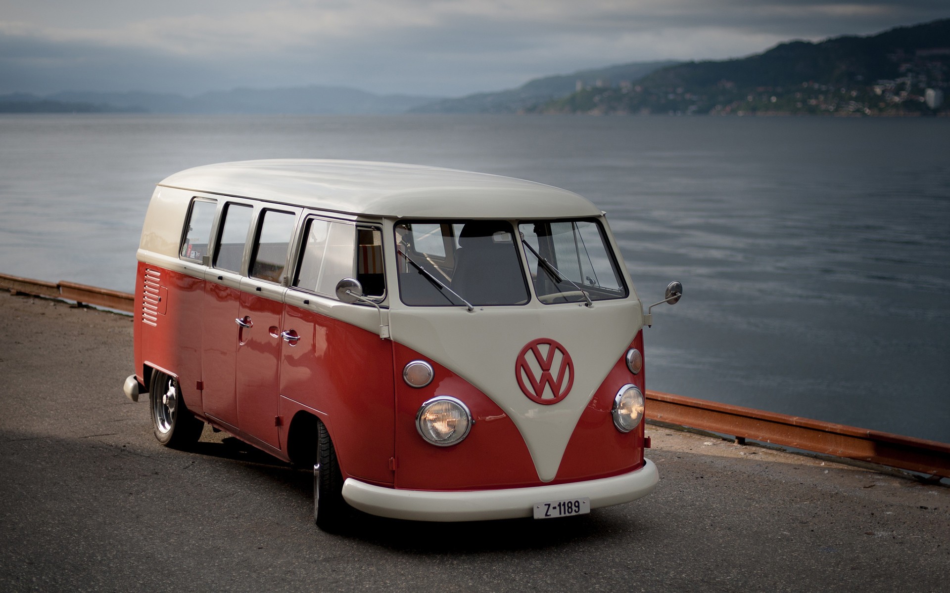 Car Volkswagen Street Road Buses Vintage Sea Coast Hills Tuning Classic Car Volkswagen Combi Vans 1920x1200