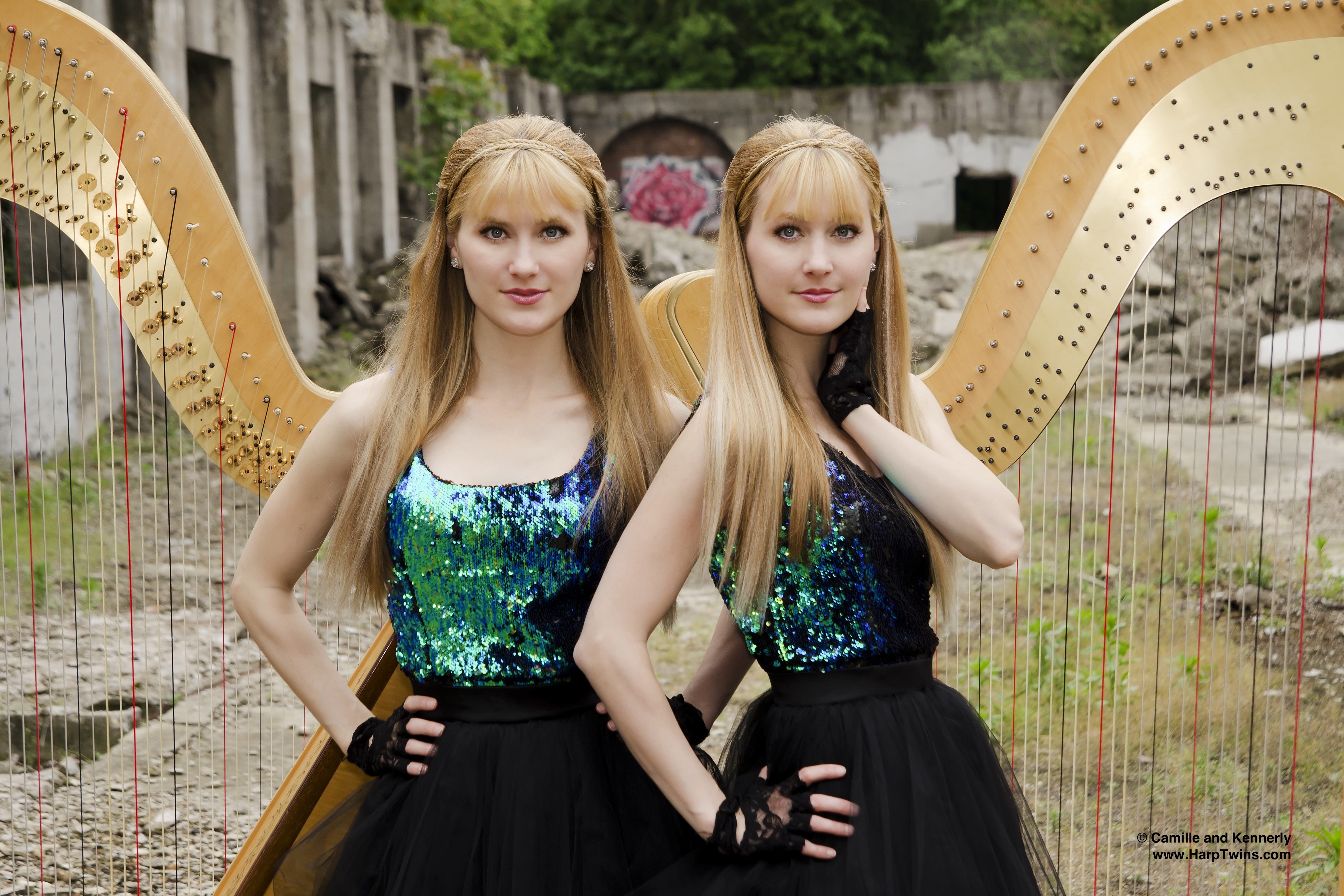 Women Harp Harp Twins Twins 4676x3117