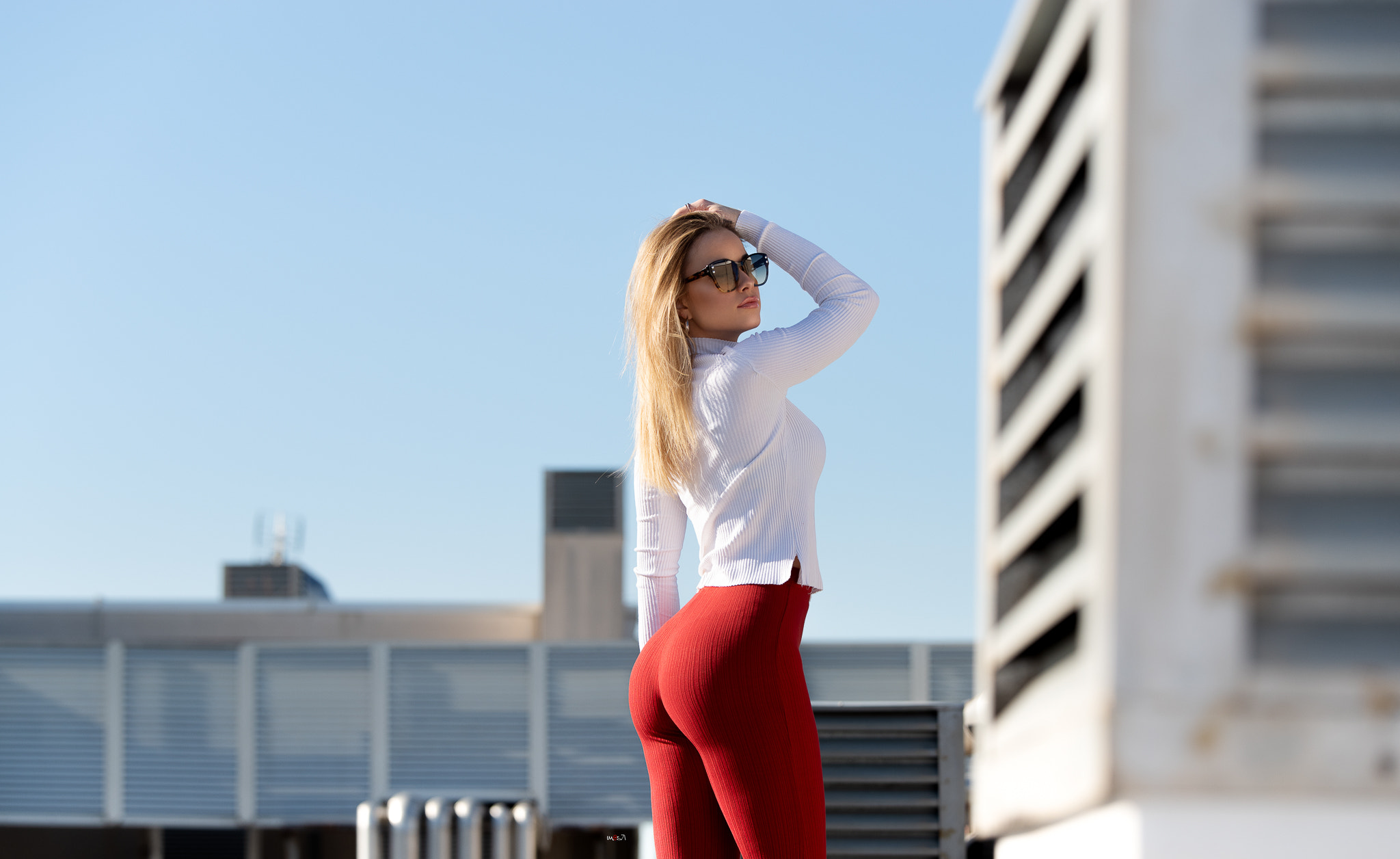 Women Blonde Sunglasses Women Outdoors Red Pants 2048x1256