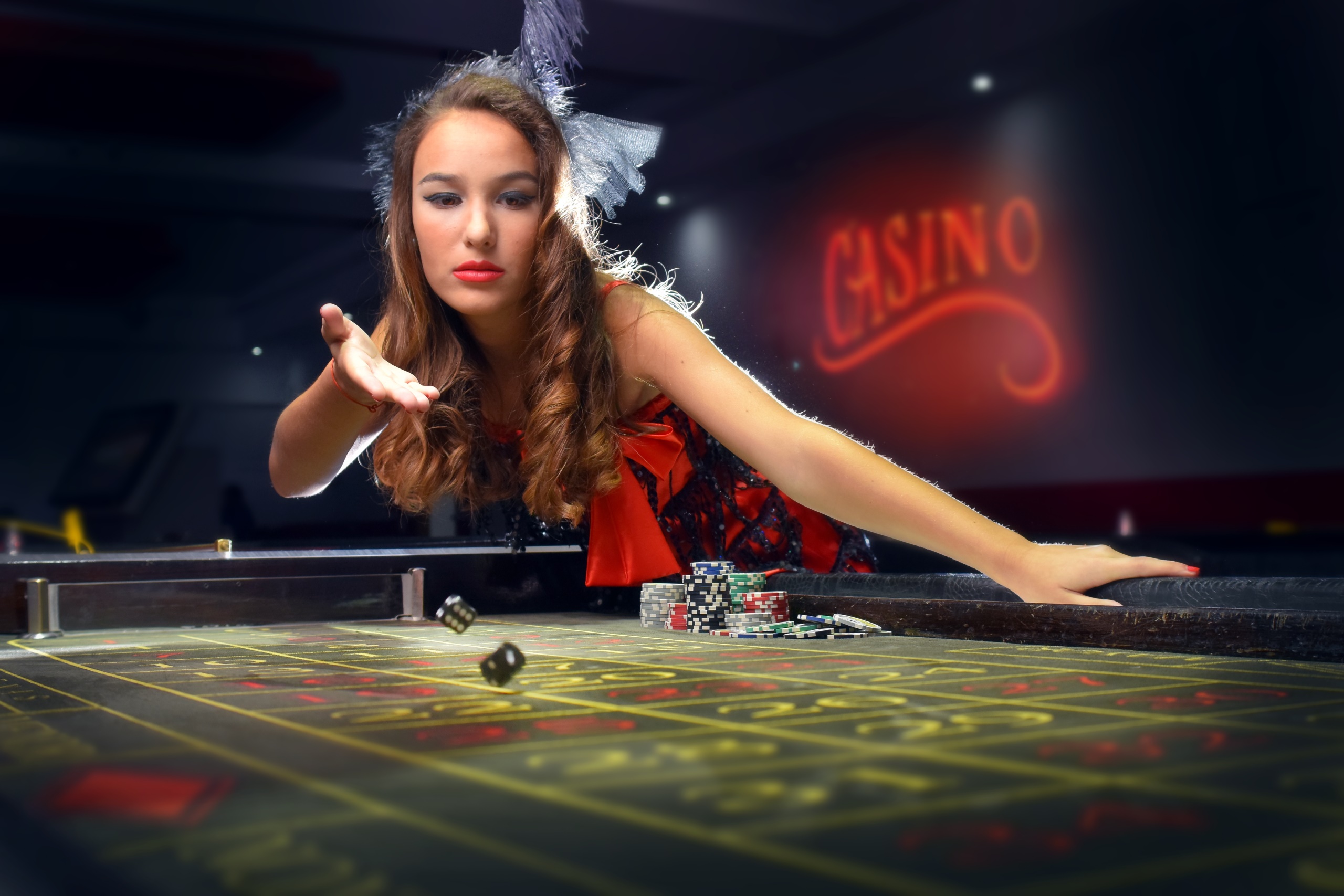 Casino Gambling Dice Women 2560x1707