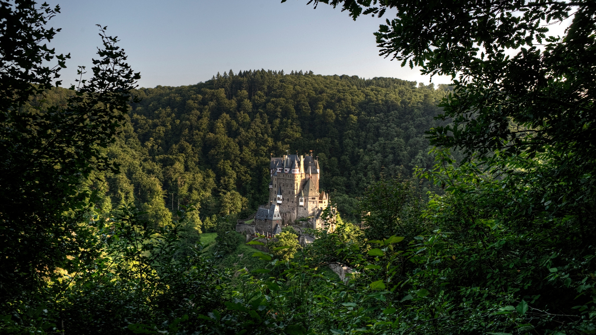 Man Made Eltz Castle 1920x1080