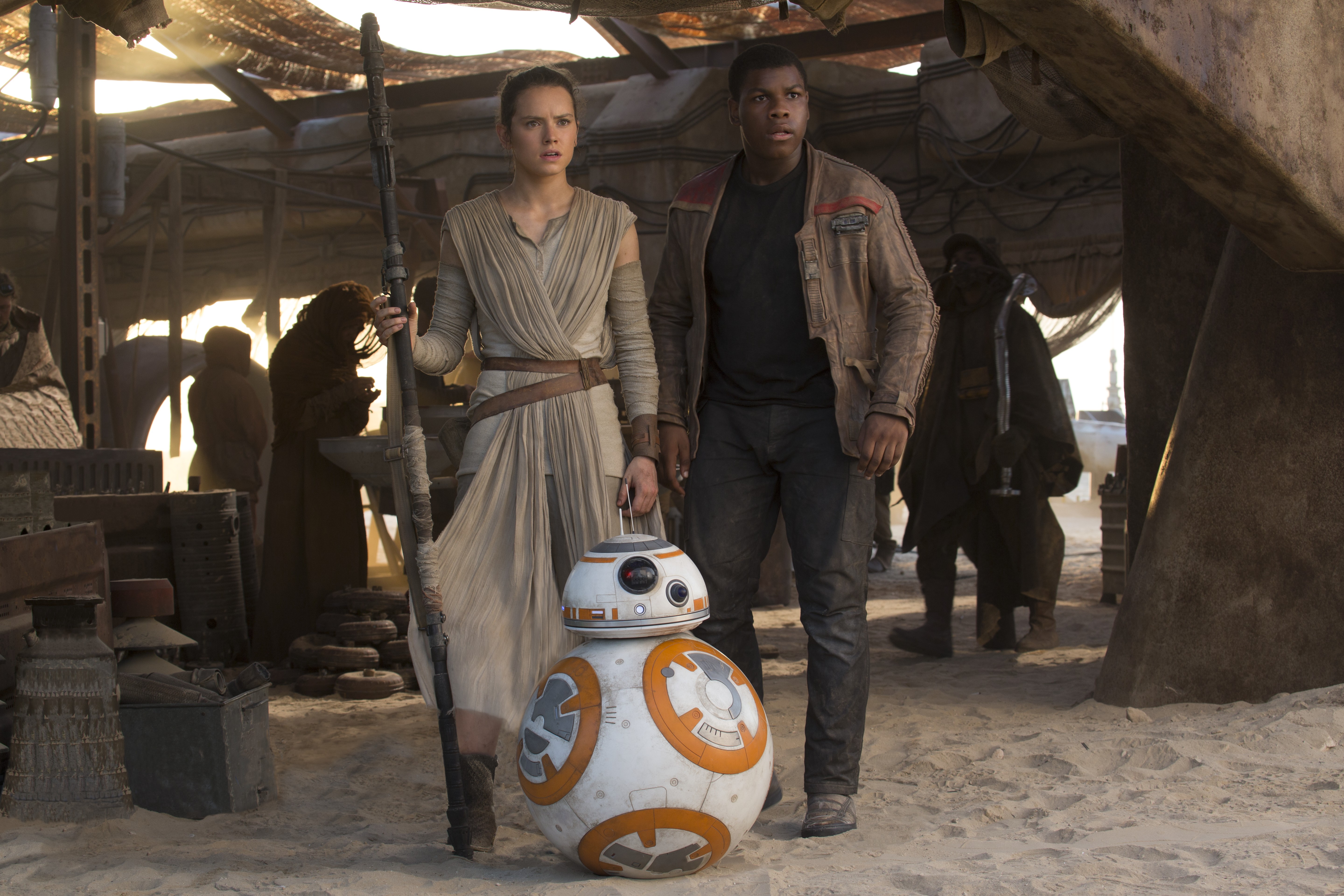 Star Wars Episode Vii The Force Awakens Star Wars John Boyega Finn Star Wars Rey Star Wars Daisy Rid 5760x3840