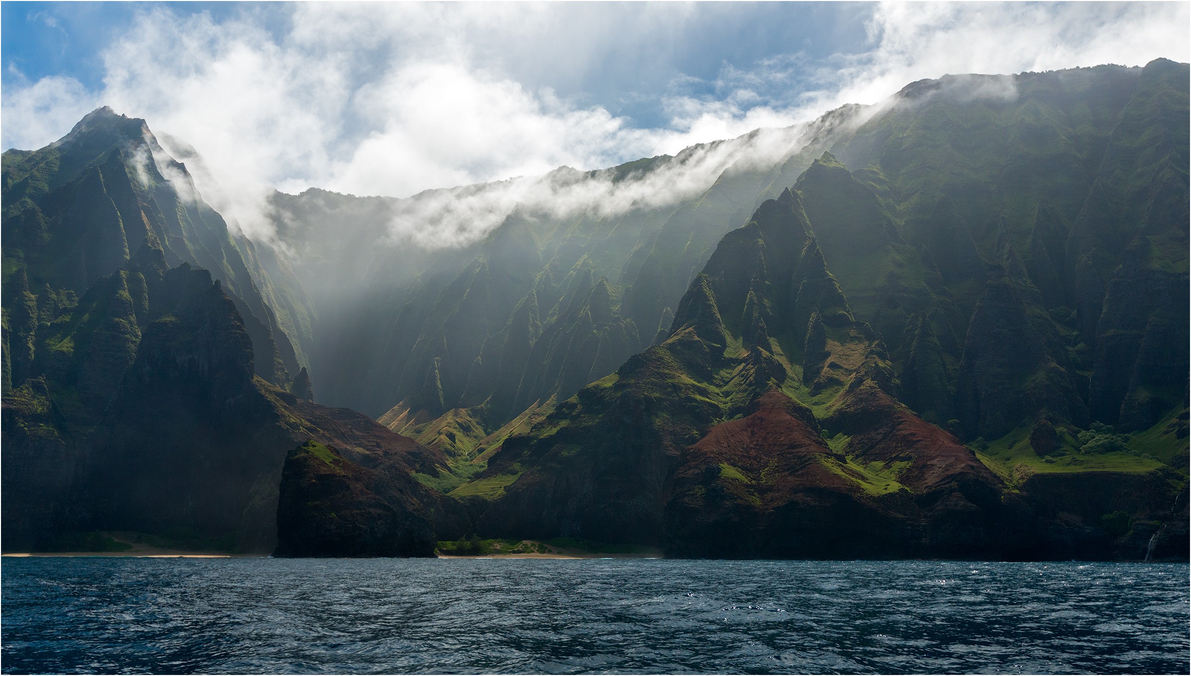 Photography Nature Landscape Mountains Lake Water Clouds Sky Sea Rocks Pacific Ocean Isla Sorna Jura 2400x1362