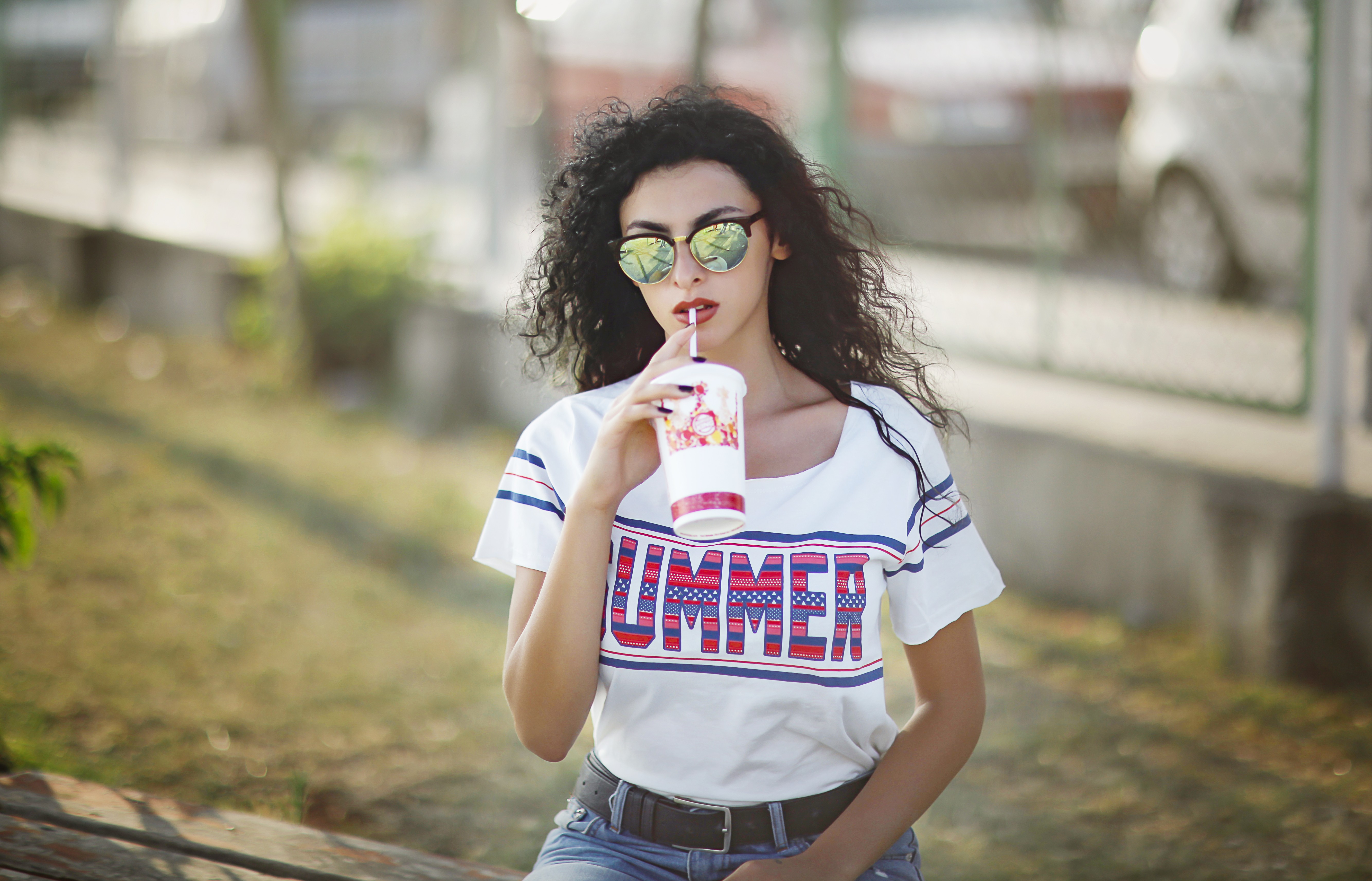 Fashion Hit Girl Brunette Curly Hair Sunglasses Women With Shades Women Outdoors 5335x3423