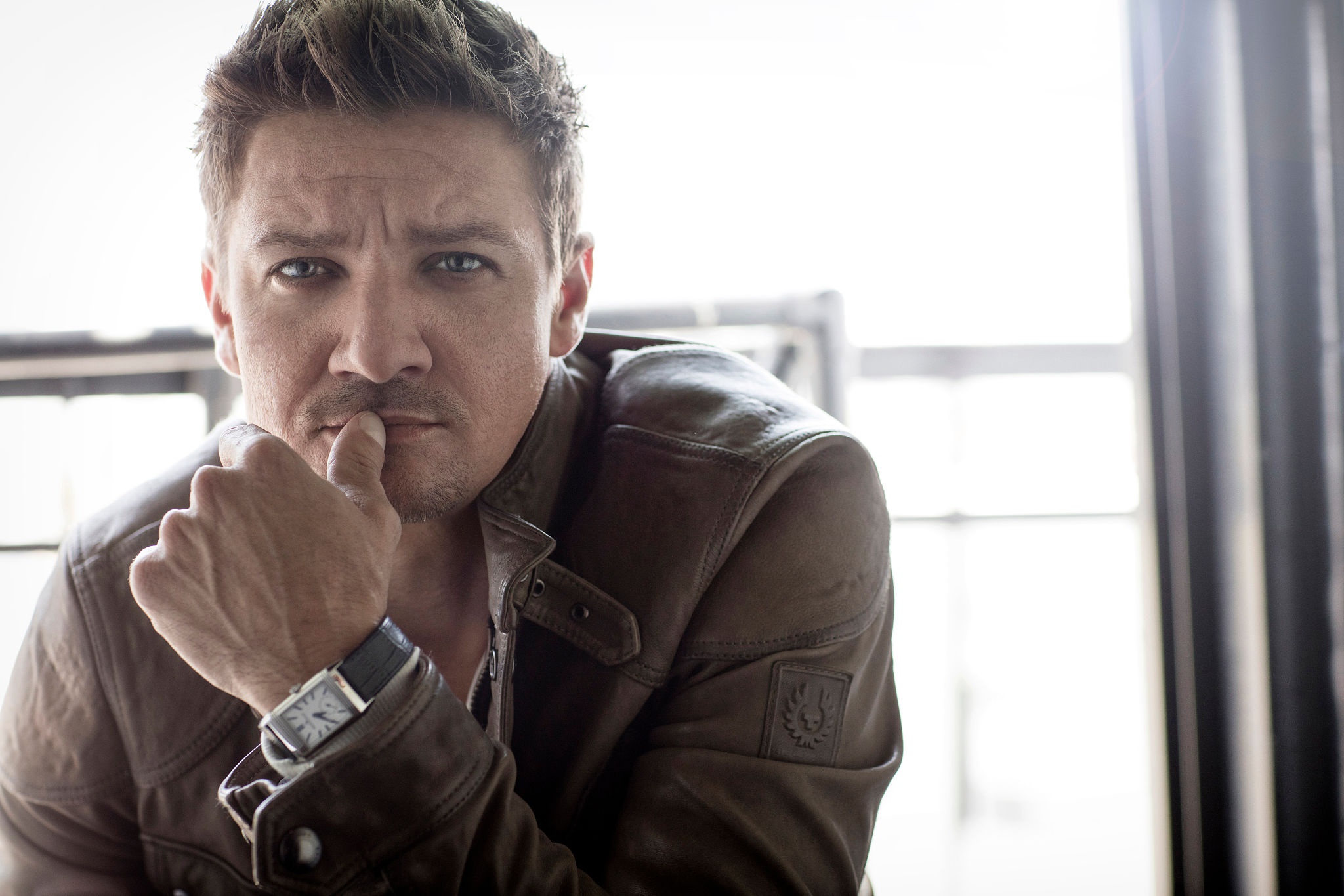 Jeremy Renner Actor American 2048x1365