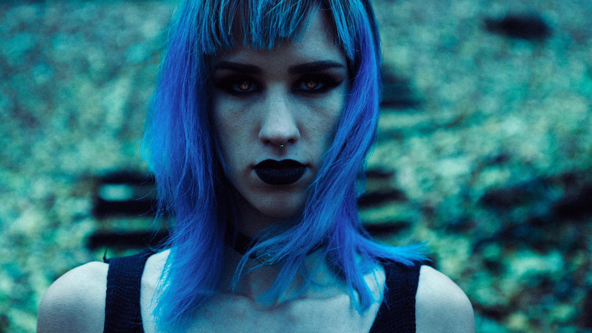 Dark Blue Hair Glowing Eyes Fantasy Girl Women Model 500px Dark Indigo 2048x1152