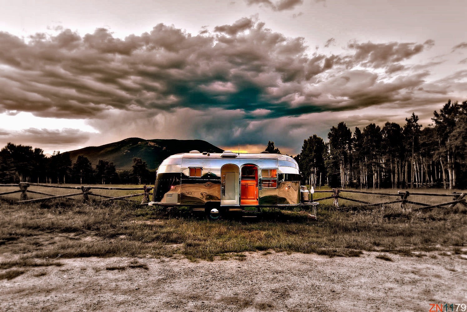 HDR Sky Clouds Vehicle Outdoors Mobile Home 1496x1000