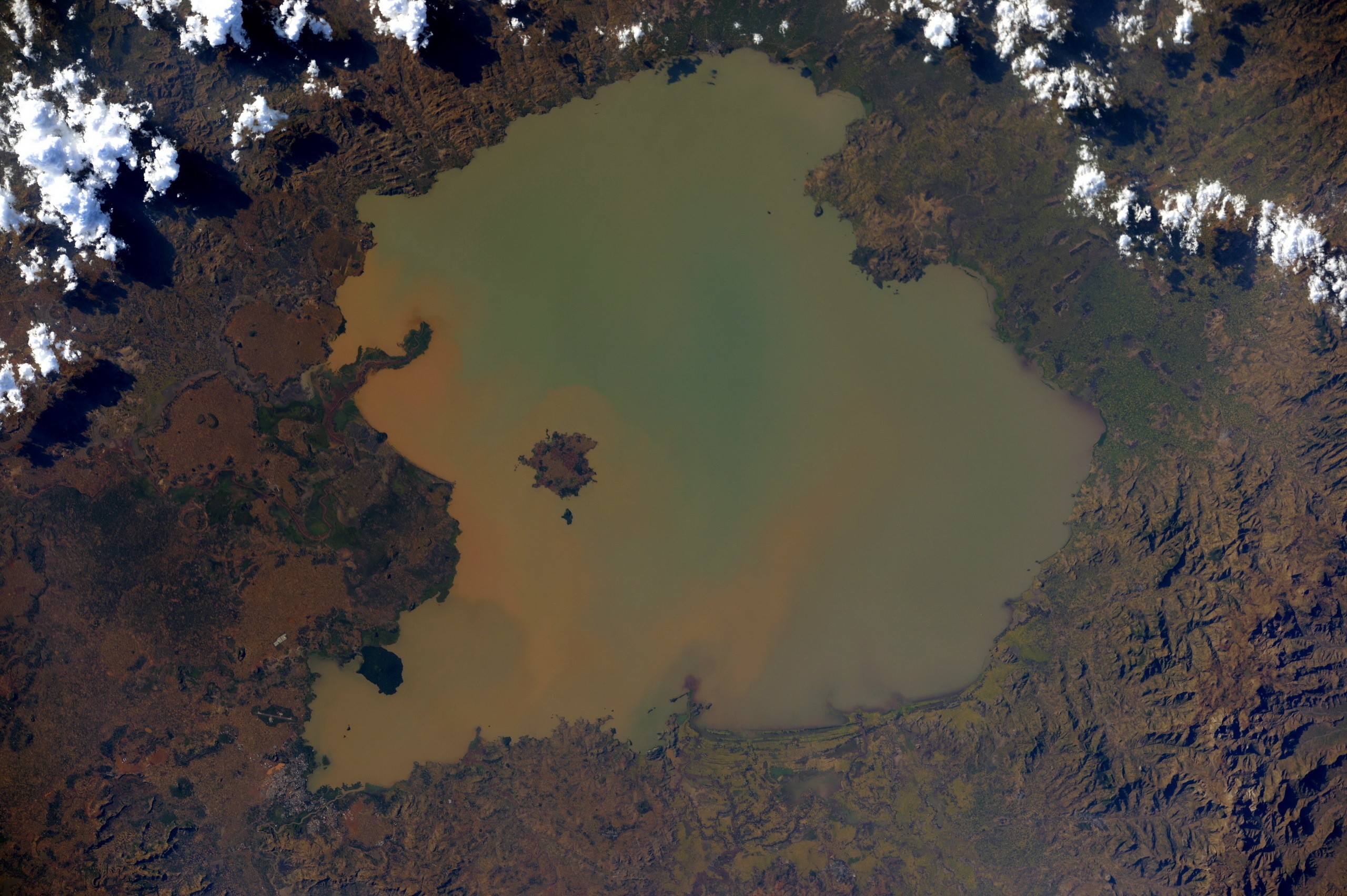 Ethiopia Earth Lake 2560x1704