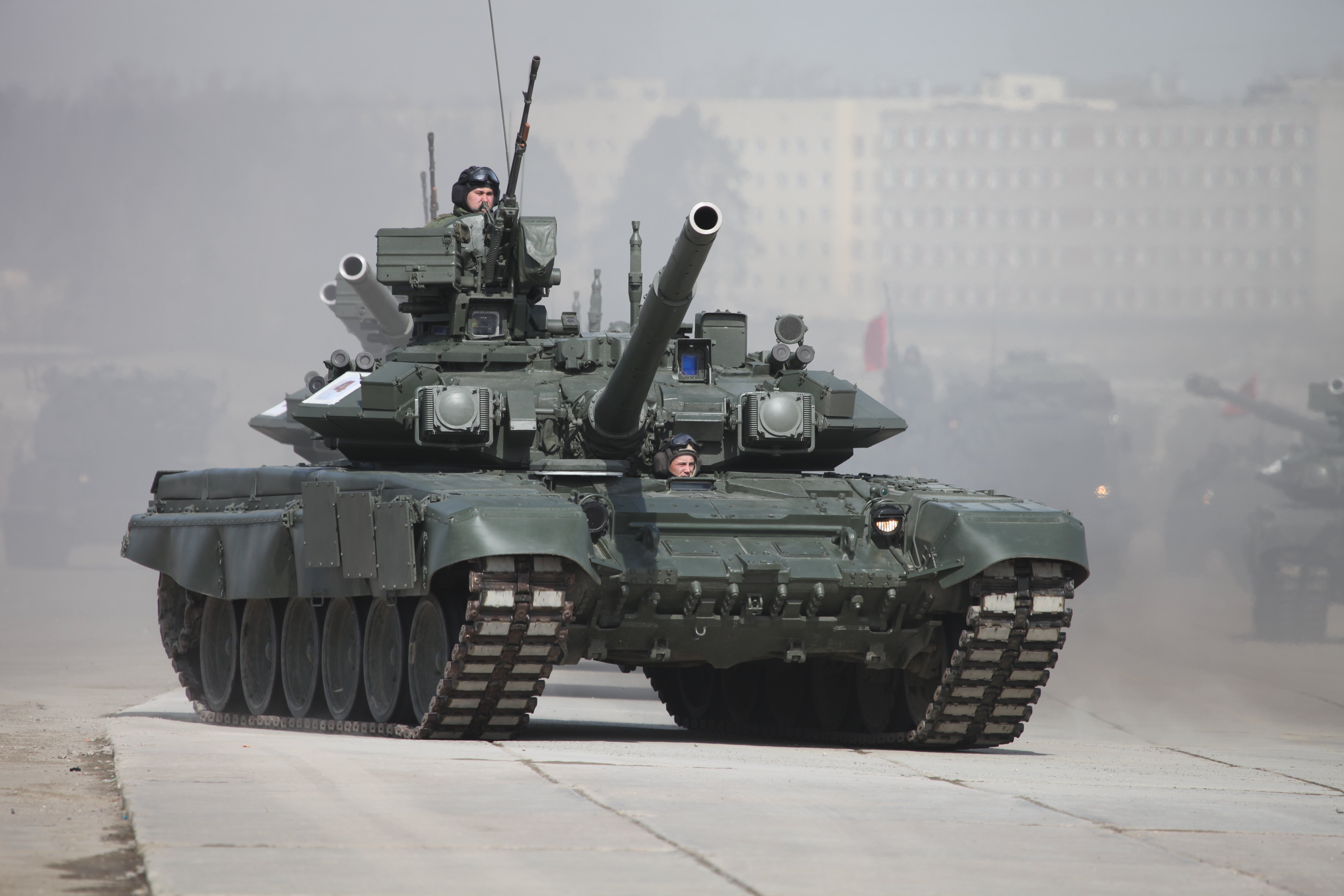 Military T 90 5616x3744
