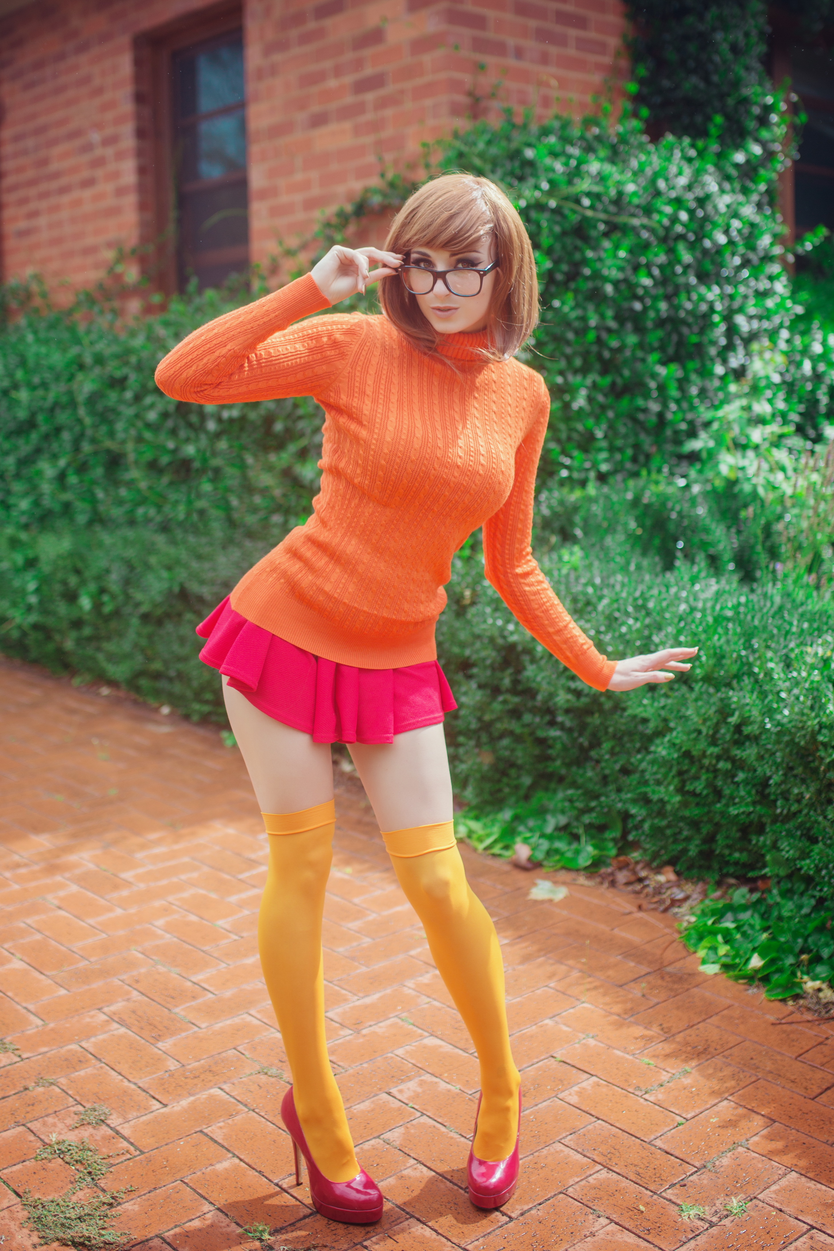 Women Model Women Outdoors Cosplay Scooby Doo Velma Dinkley Women With Glasses Turtlenecks Sweater S 2919x4378