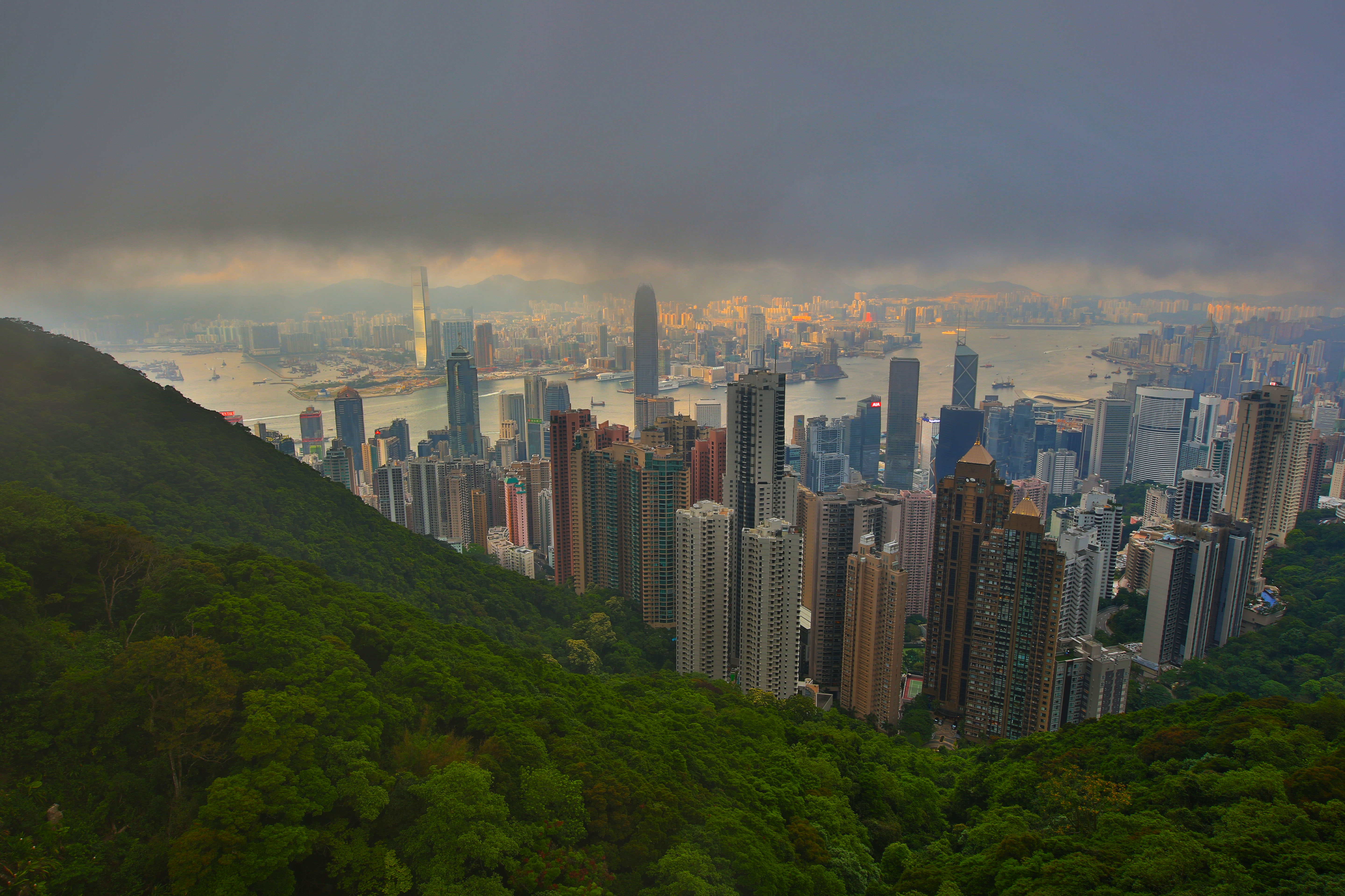 Hong Kong China Megapolis Victoria Harbour Fog 5760x3840