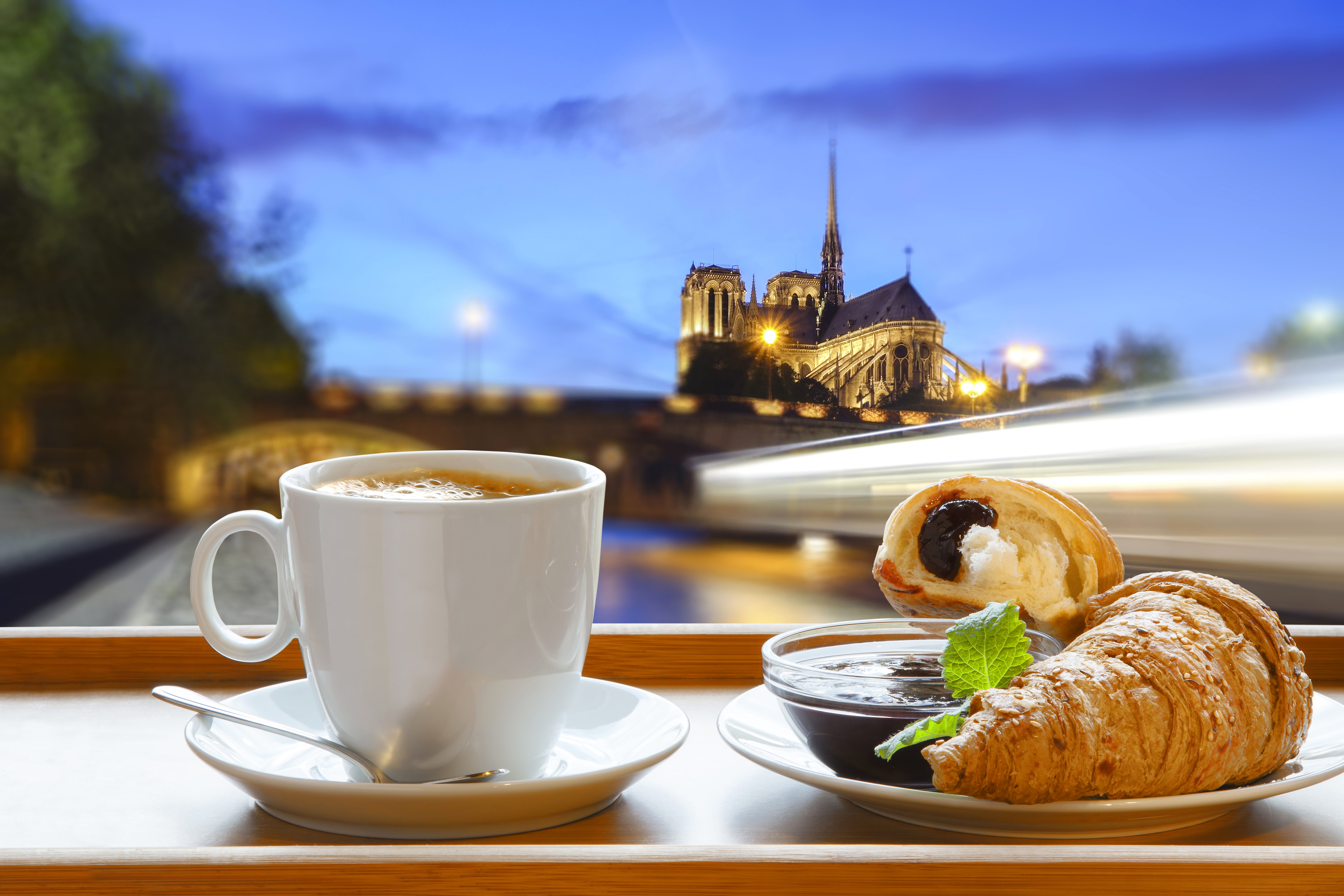 Breakfast Coffee Croissant Time Lapse Sacre C Ur 7000x4667