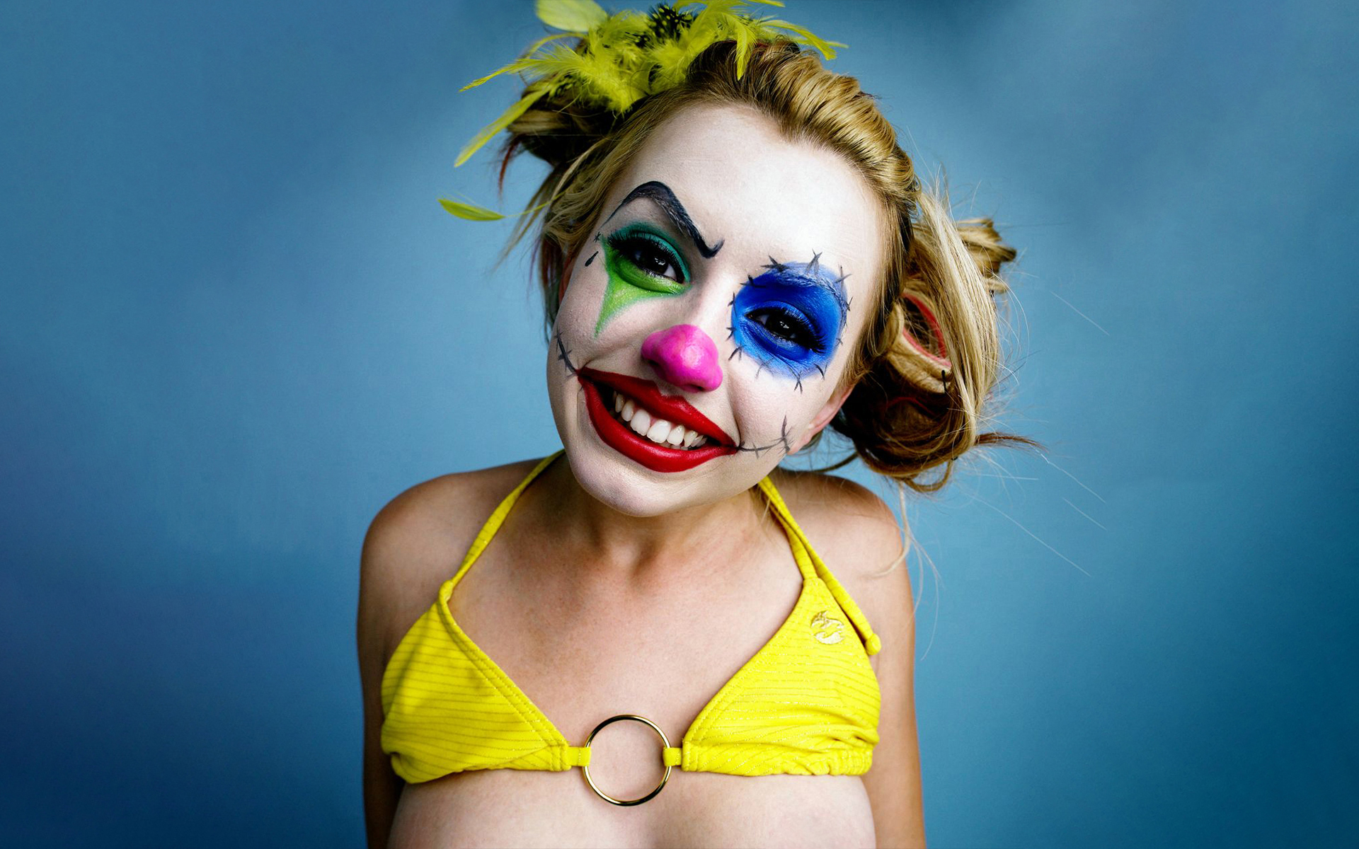 Clowns Colorful Smiling 1920x1200