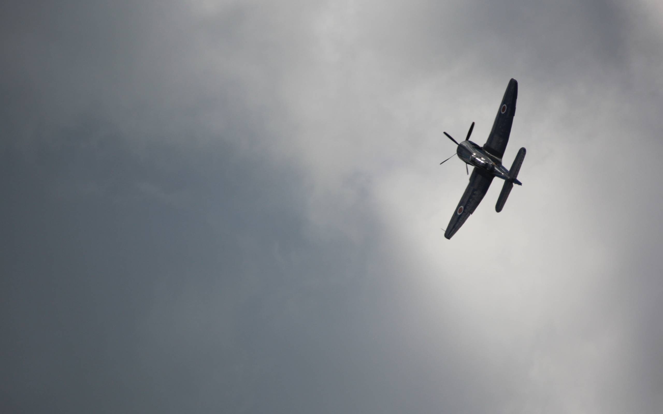 Propeller Planes Airplane Overcast 2560x1600