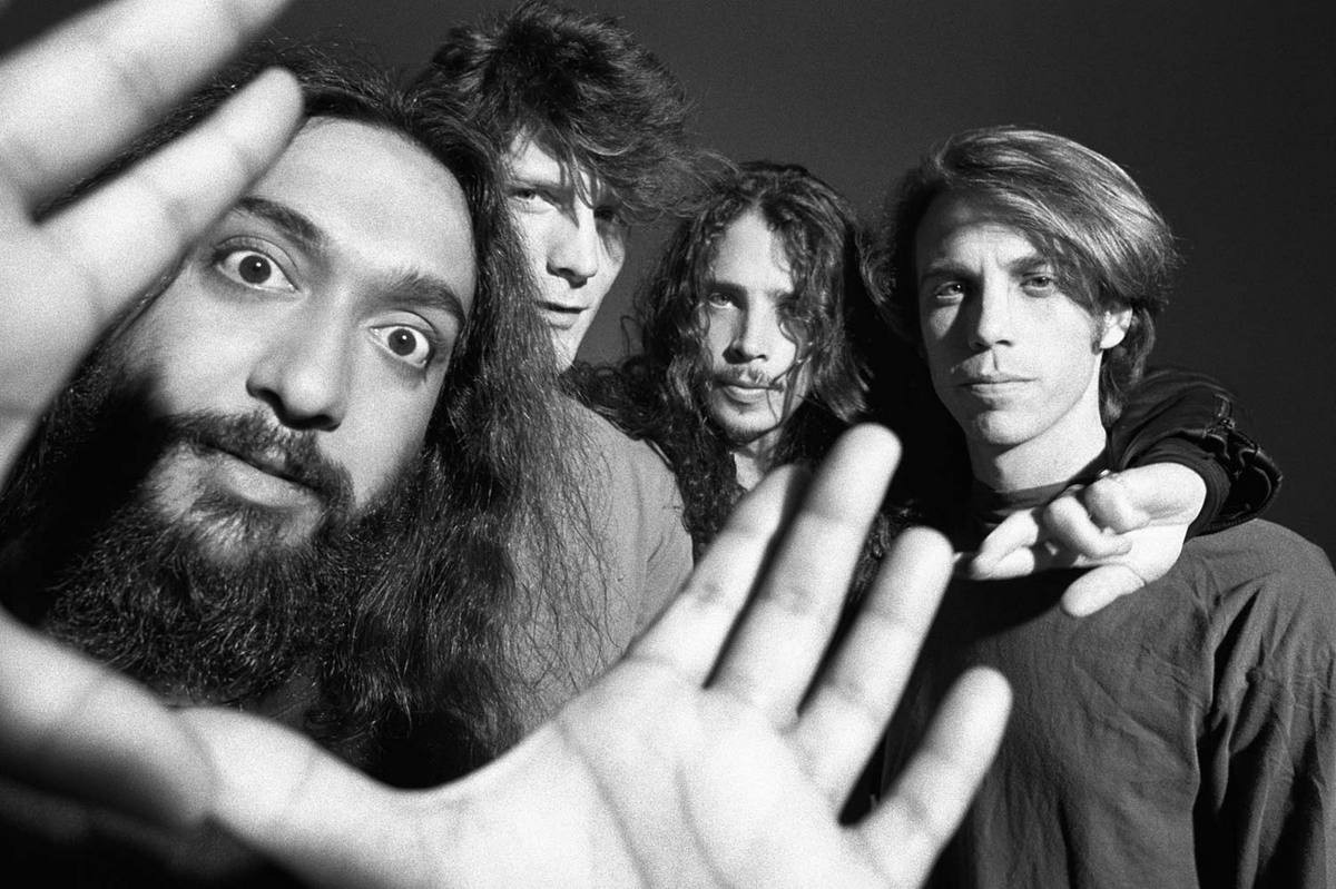 Men Musician Rock Stars Grunge Seattle Monochrome Face Long Hair Beards Monochrome Monochrome 1200x799