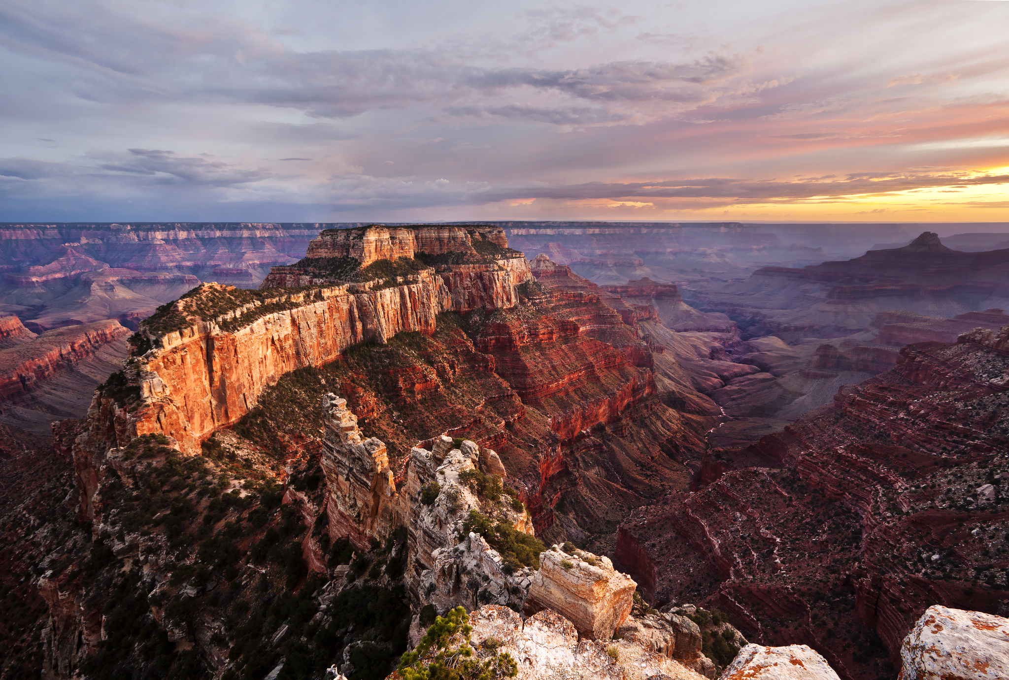 Earth Grand Canyon 2048x1381