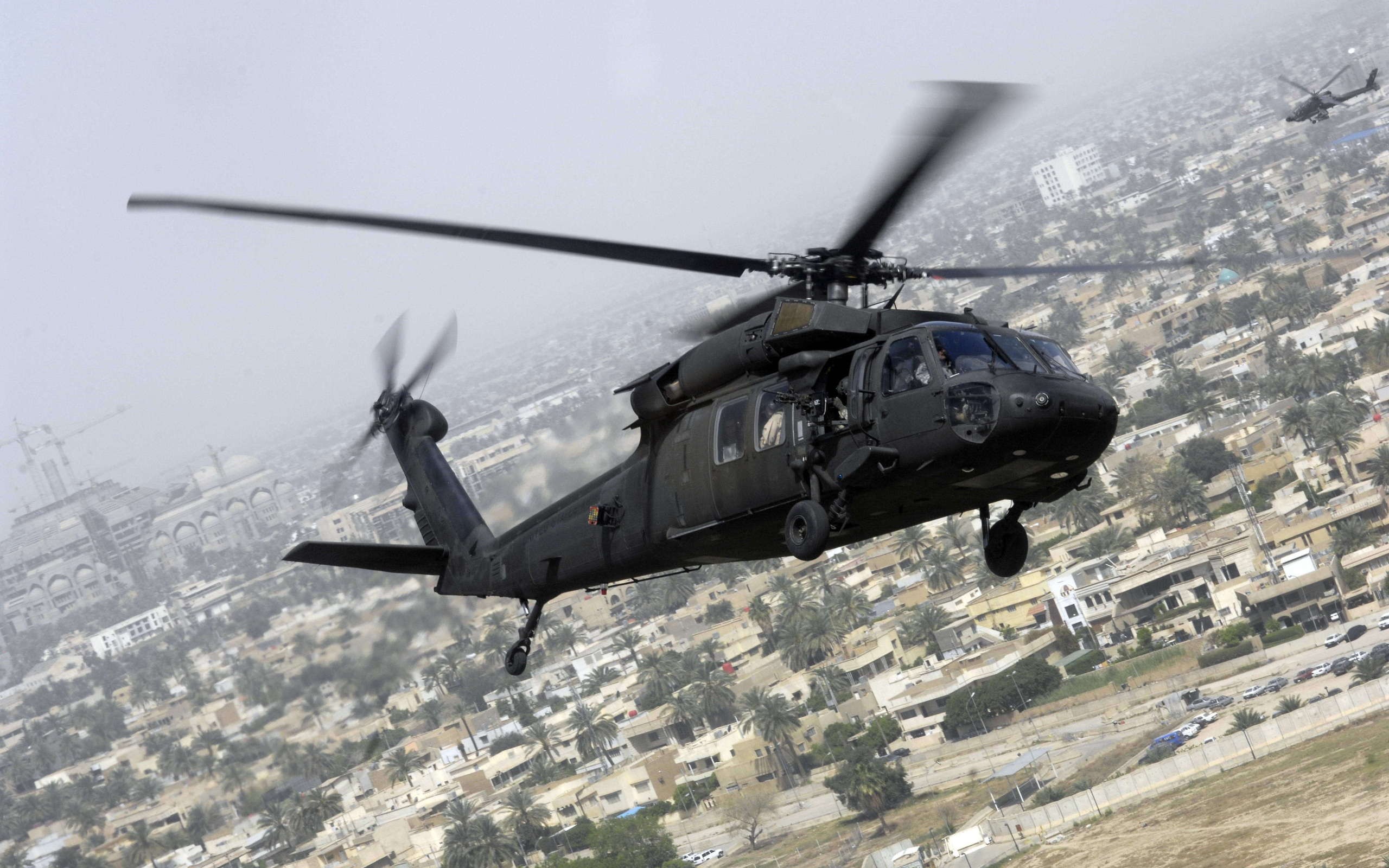 Military Sikorsky UH 60 Black Hawk 2560x1600