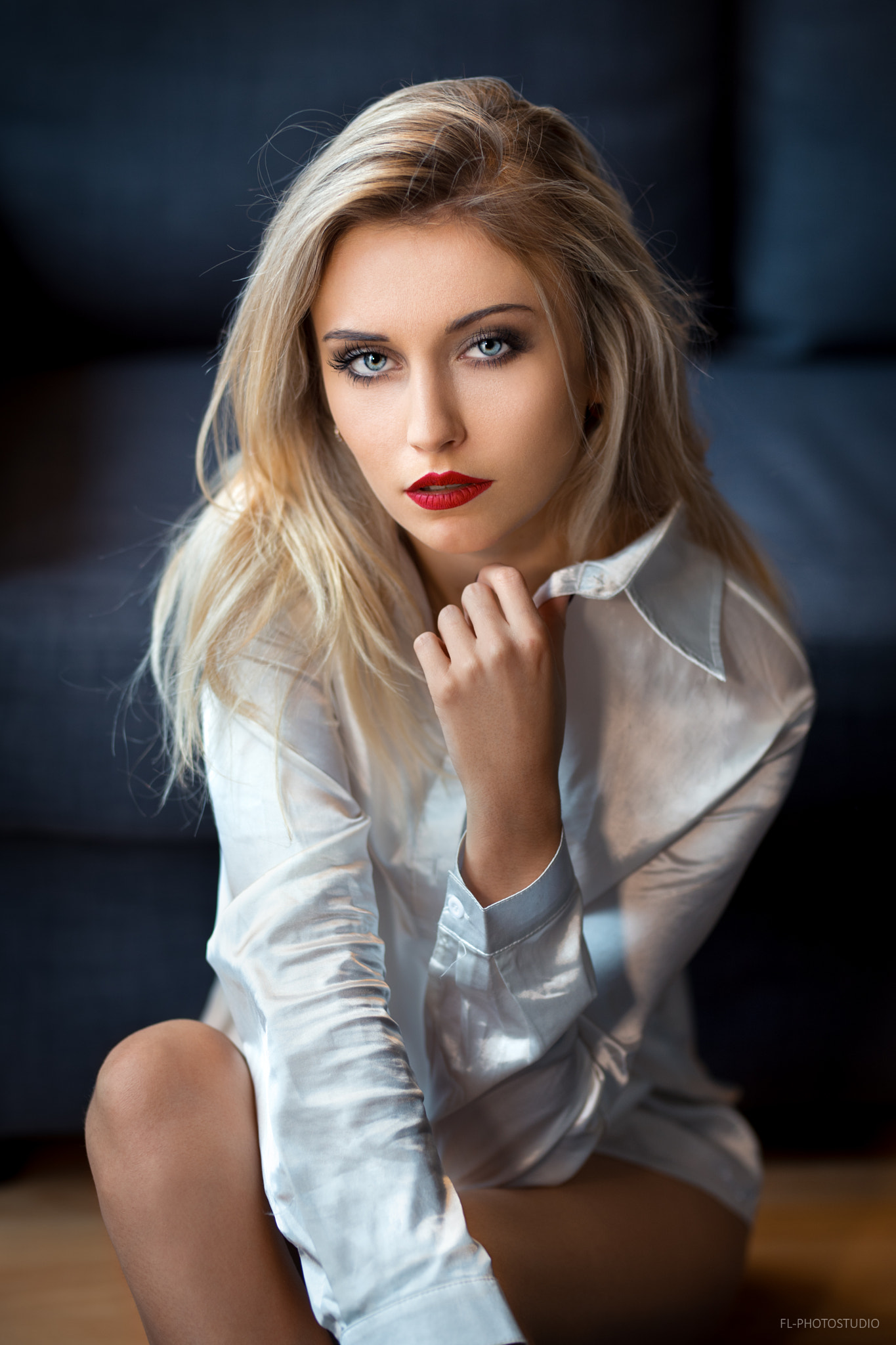 Lods Franck 500px Women Blonde Model Portrait Red Lipstick White Shirt White Clothing Kim 1365x2048