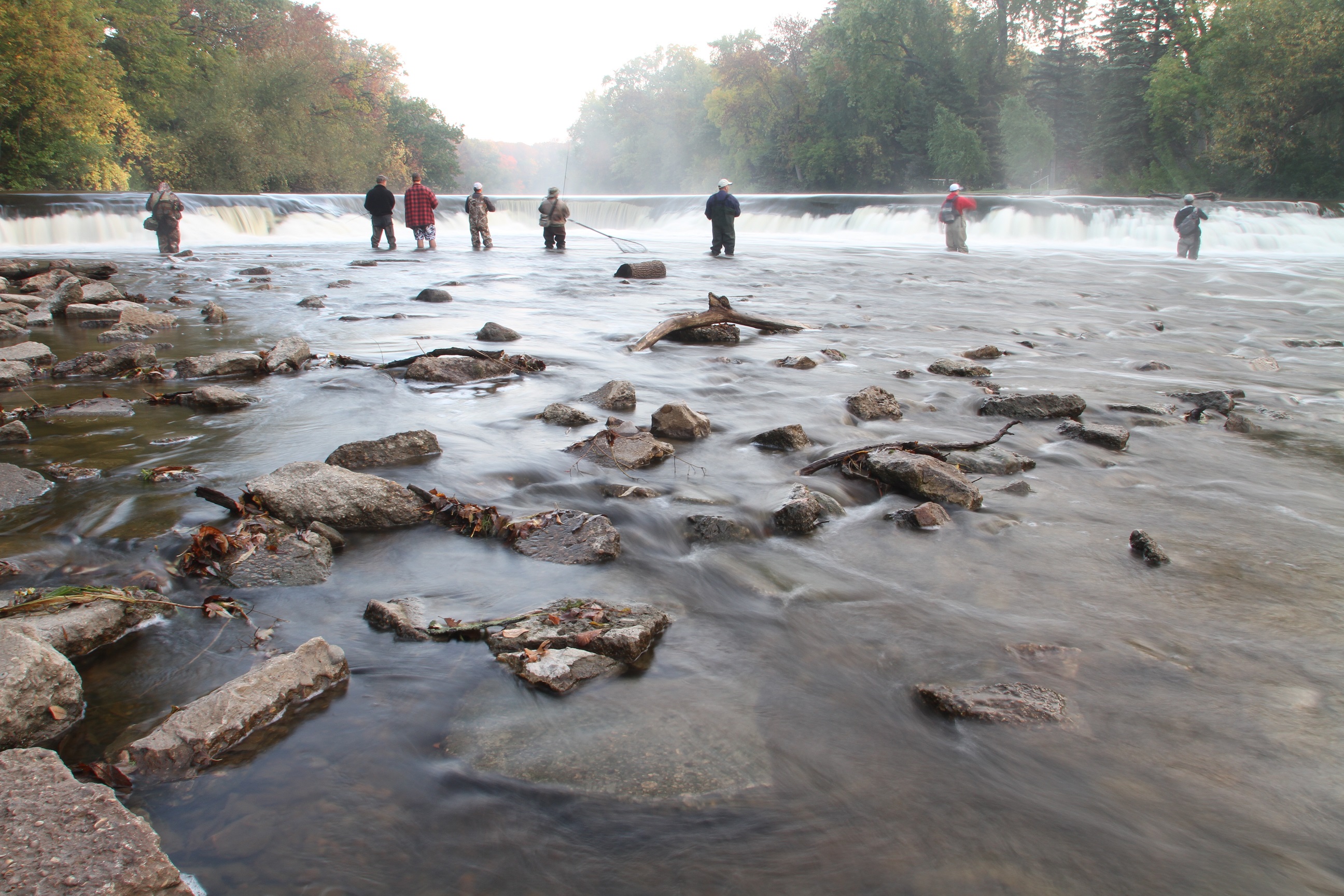 Fishing Sport Man River Outdoor 2592x1728