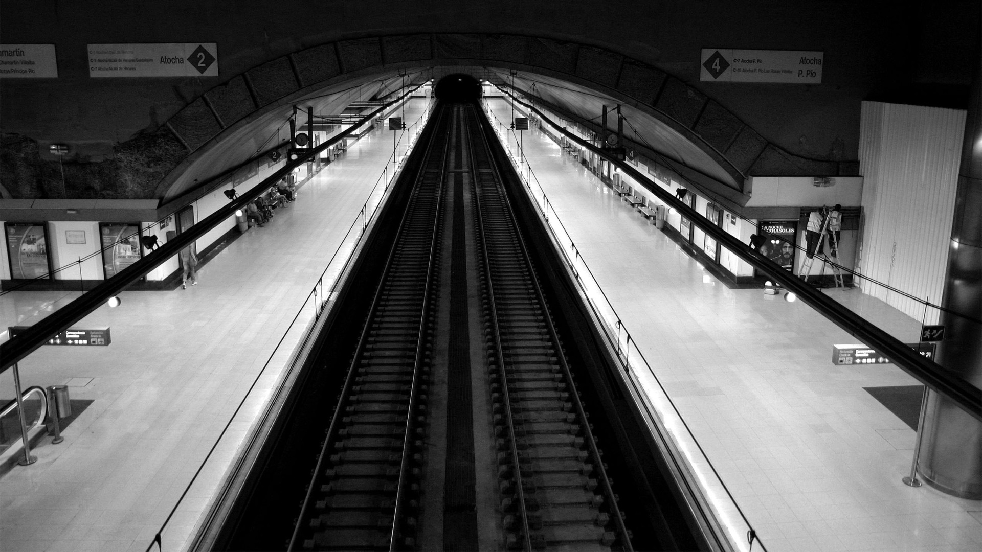 Railway Tunnel Black White Train Station Madrid Monochrome Metro Underground 1920x1080