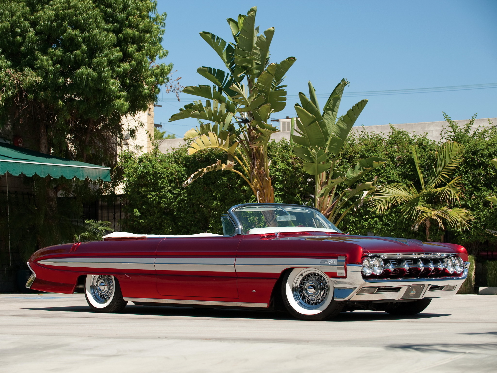 Oldsmobile Convertible 2048x1536