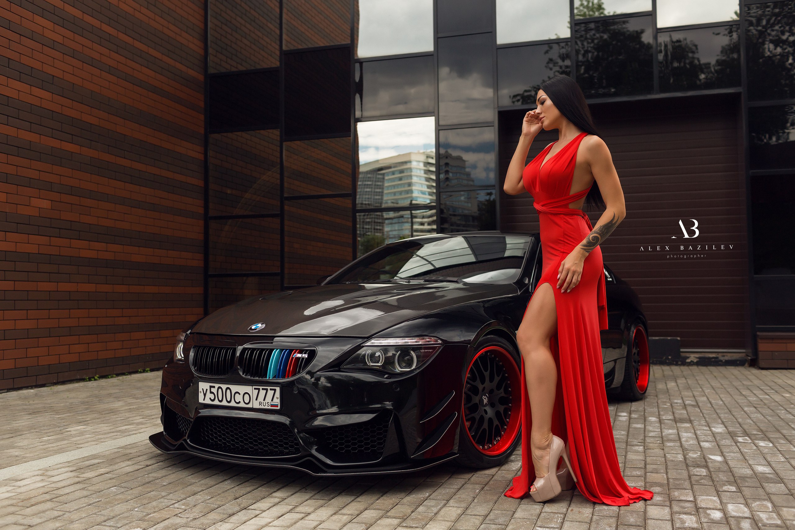 Women Tanned Red Dress Car Women Outdoors Tattoo High Heels BMW Platform High Heels Platform Shoes B 2560x1707