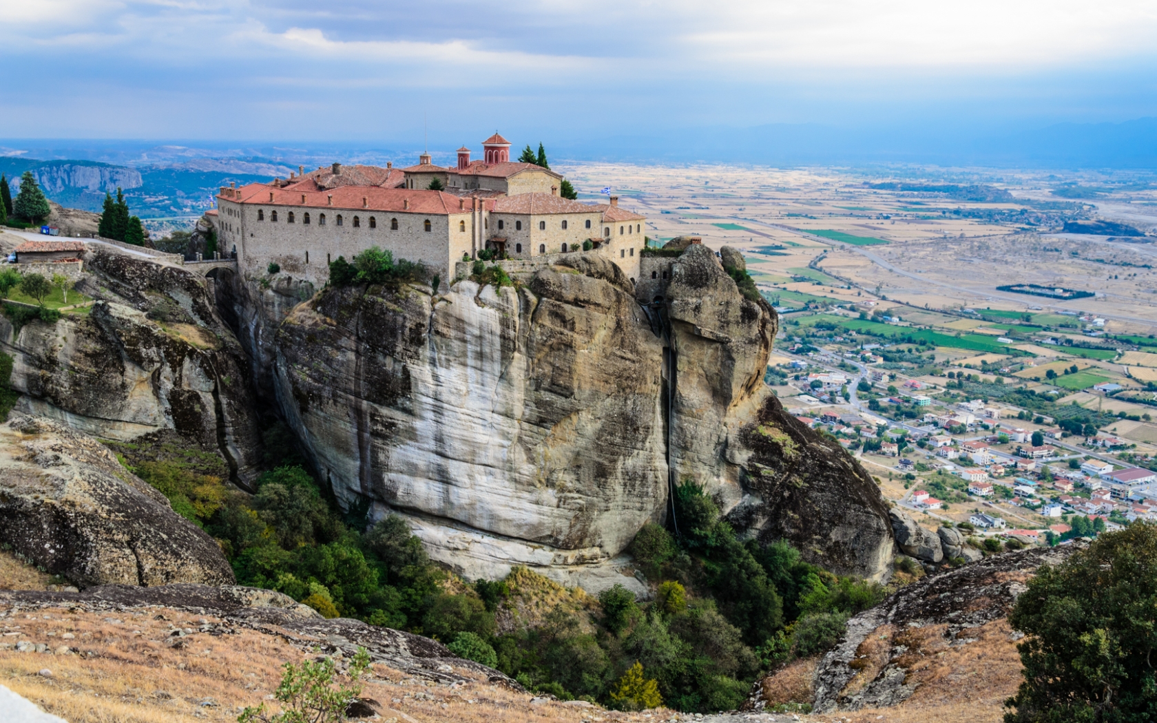 Religious Meteora 1680x1050