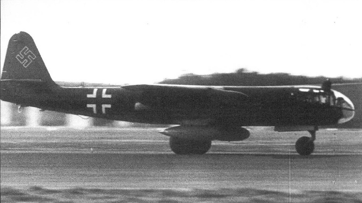 Military Arado Ar 234 1440x810