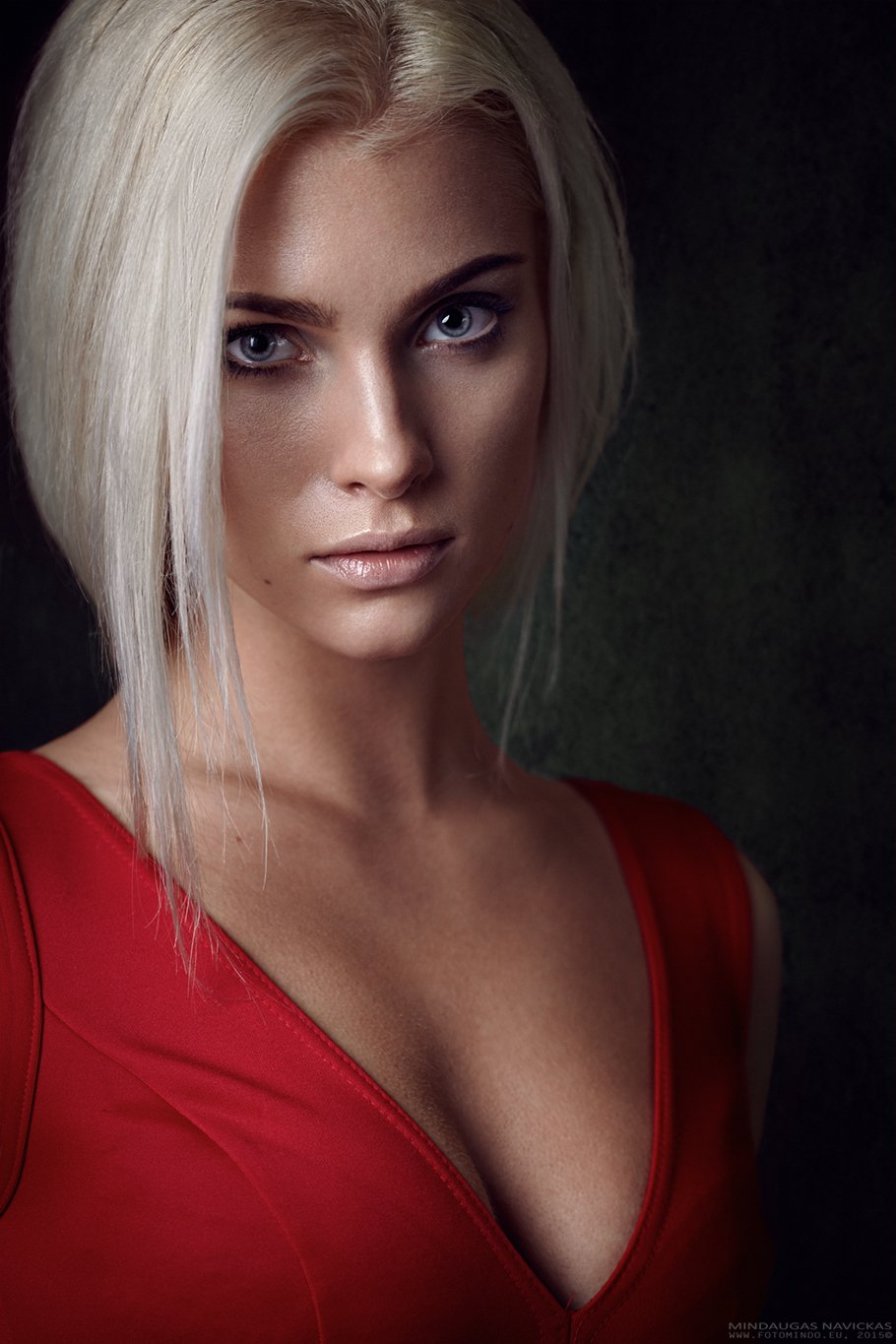 Mindaugas Navickas Women Blonde Short Hair Straight Hair Blue Eyes Looking At Viewer Red Dress Red C 910x1365