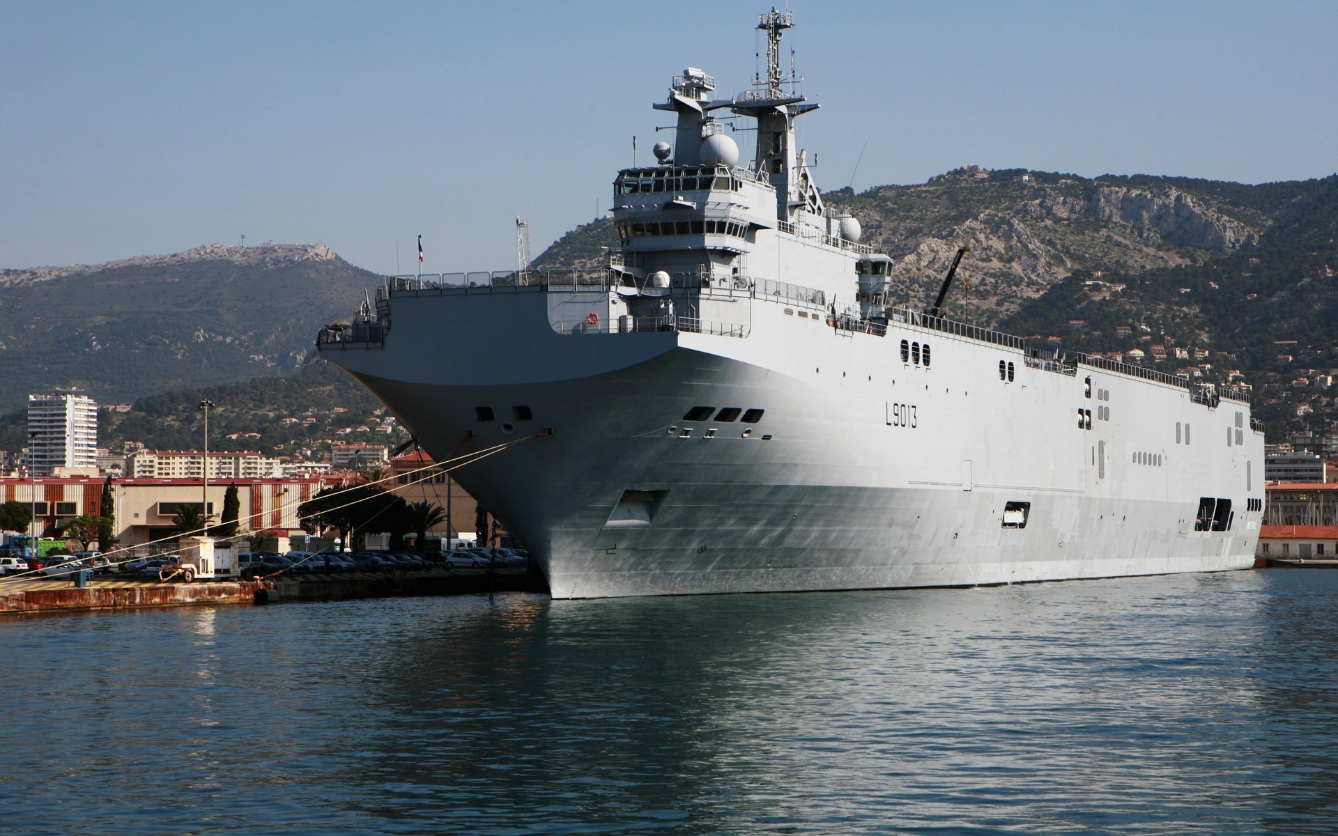 Helicopter Carrier Warship Amphibious Assault Ship French Ship Mistral L9013 1920x1200