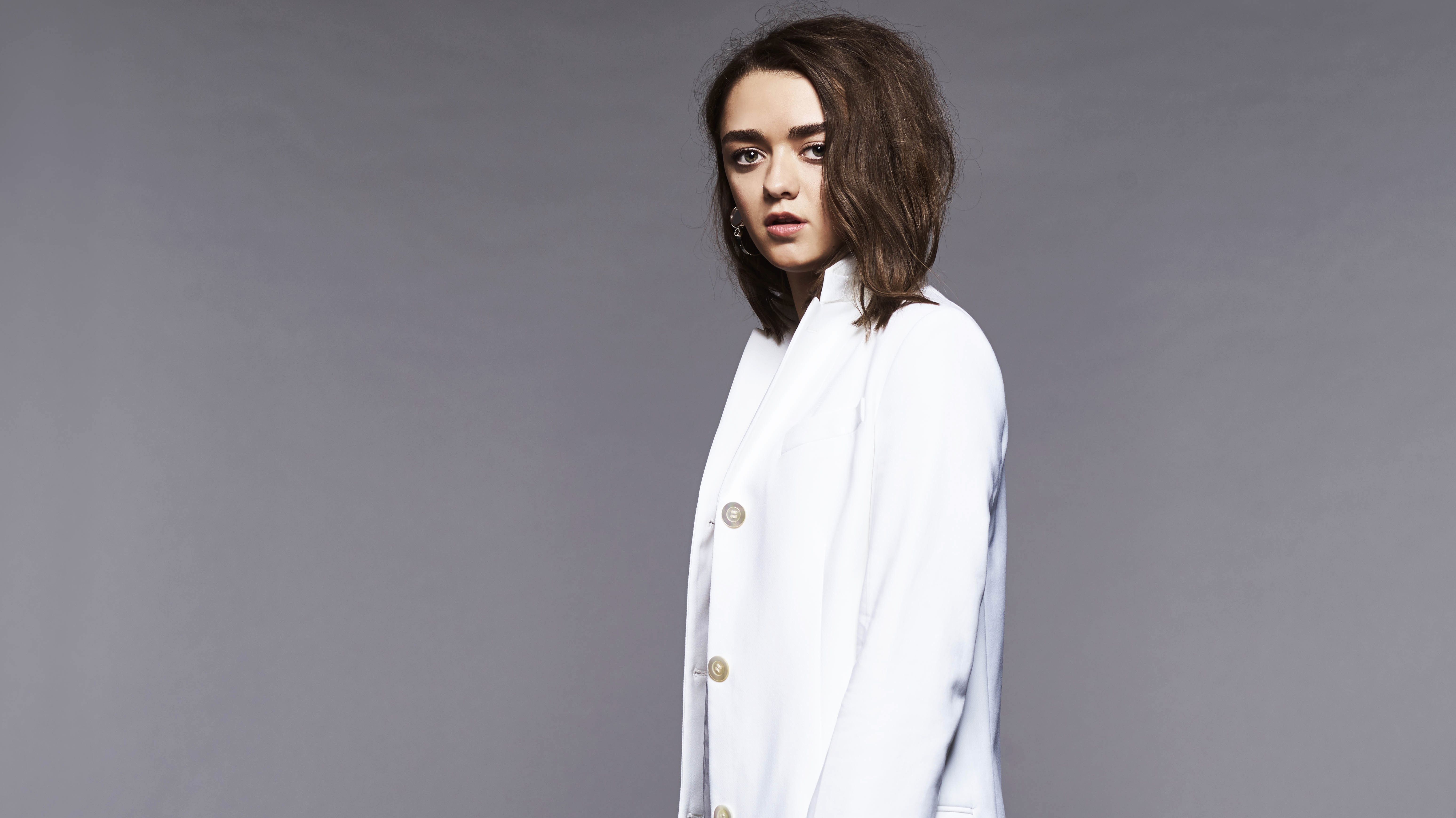 Maisie Williams Brunette British Actress Short Hair 6190x3476