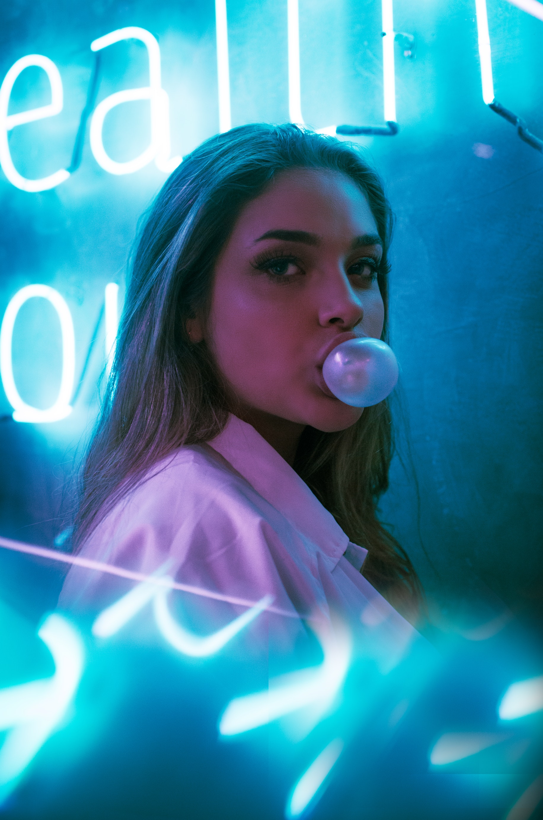 Women Looking At Viewer Long Eyelashes Bubble Gum Long Hair Artificial Lights Blue Eyes White Shirt  1832x2766