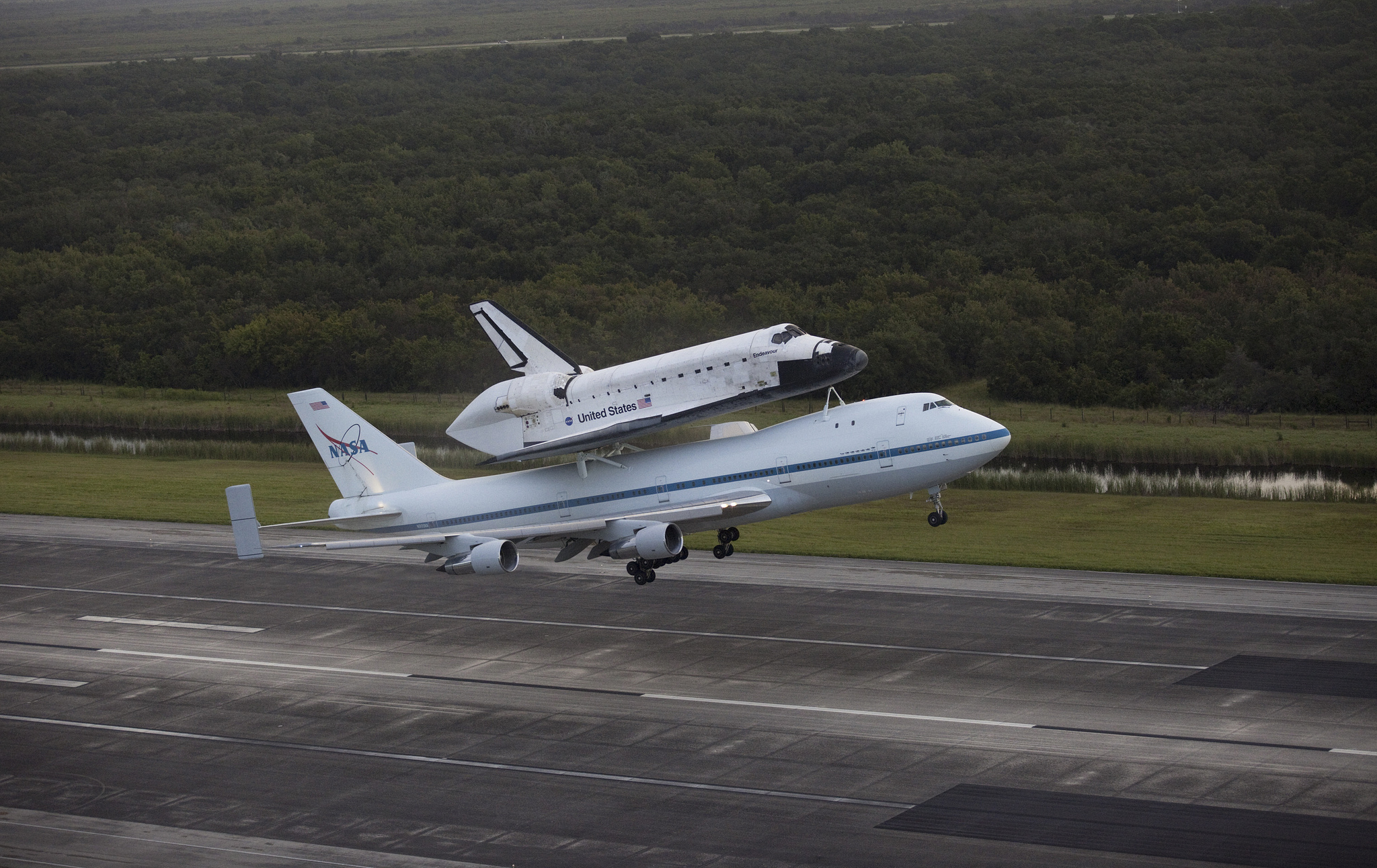 Shuttle Airplane NASA Aircraft 2048x1292