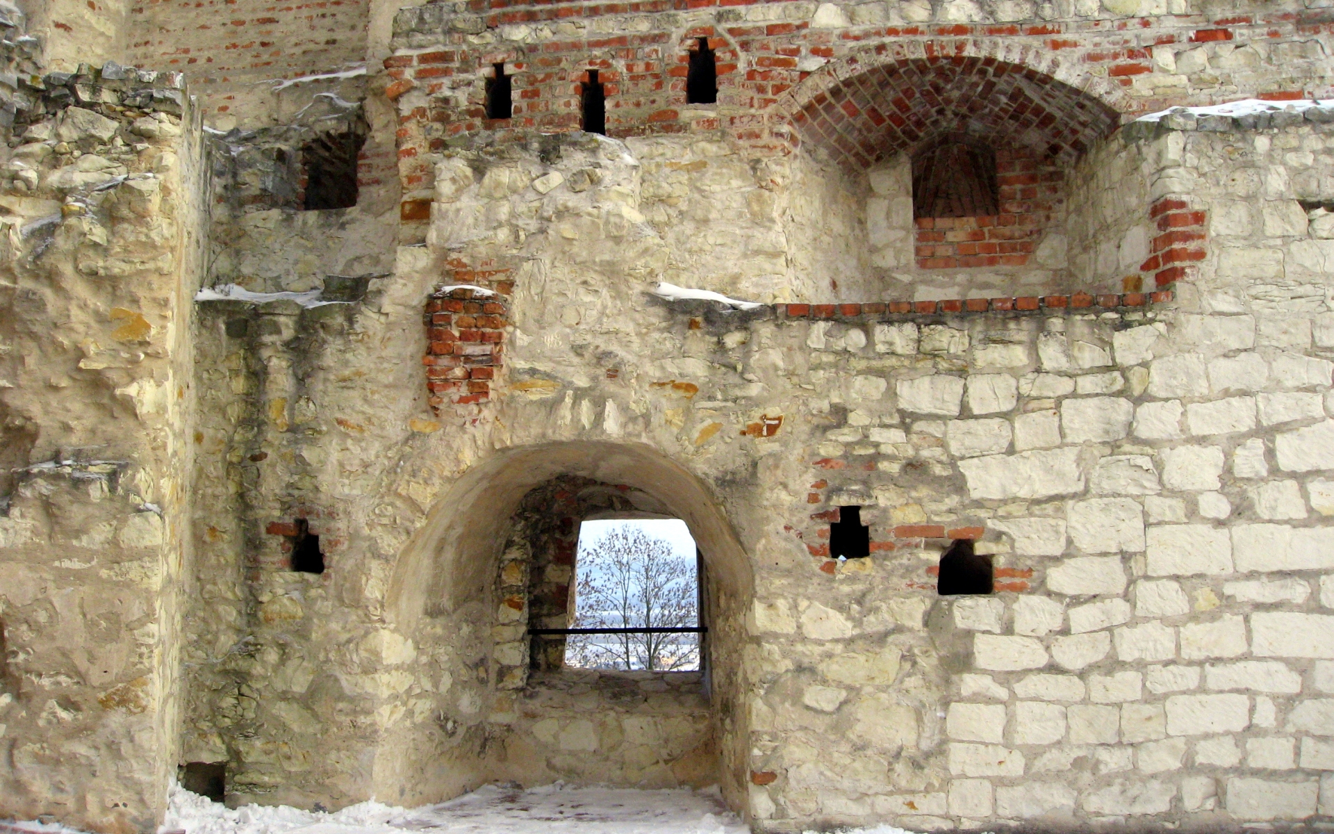 Man Made Janowiec Castle 1920x1200