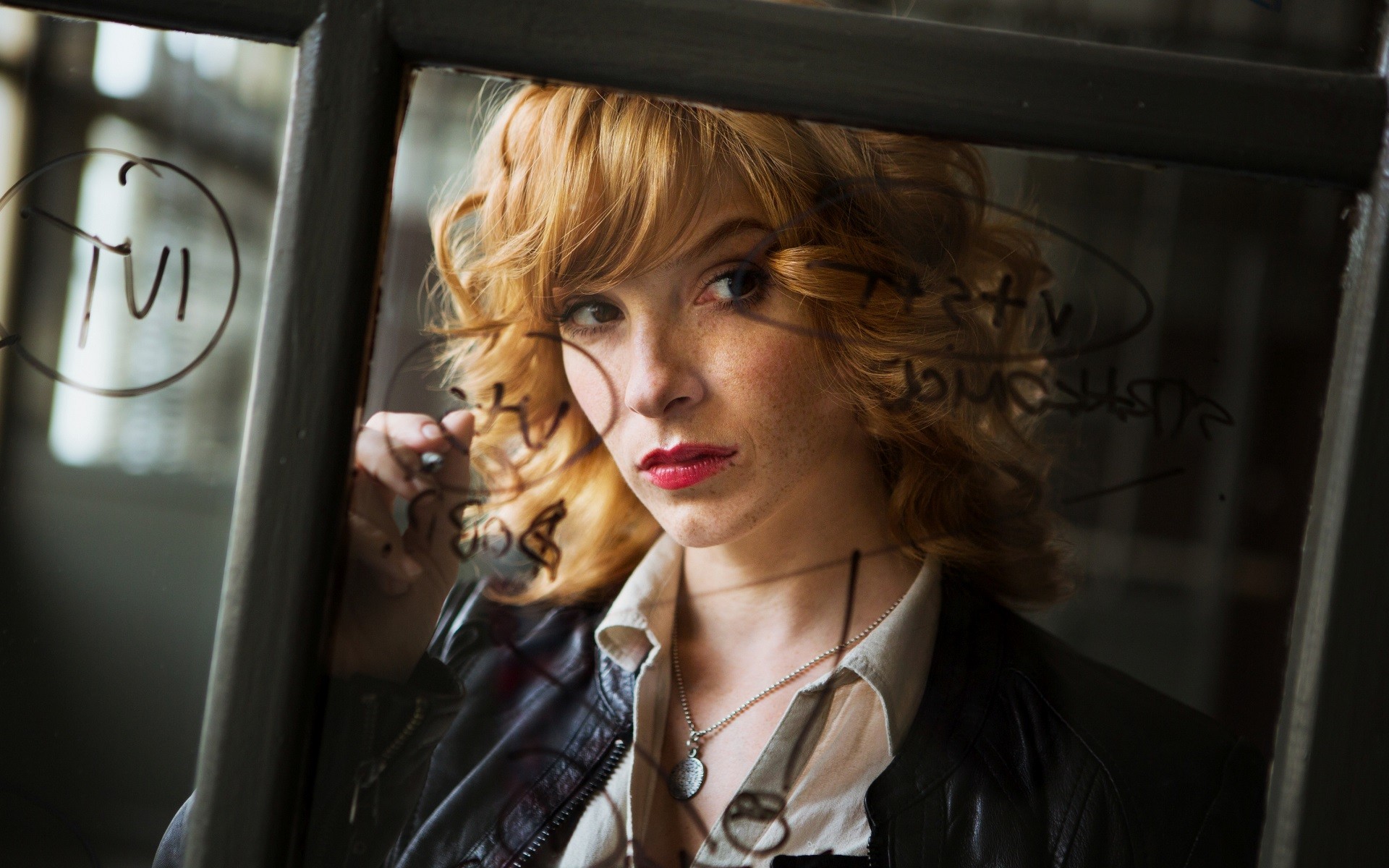 Vica Kerekes Women Redhead Freckles Red Lipstick Face TV Actress 1920x1200