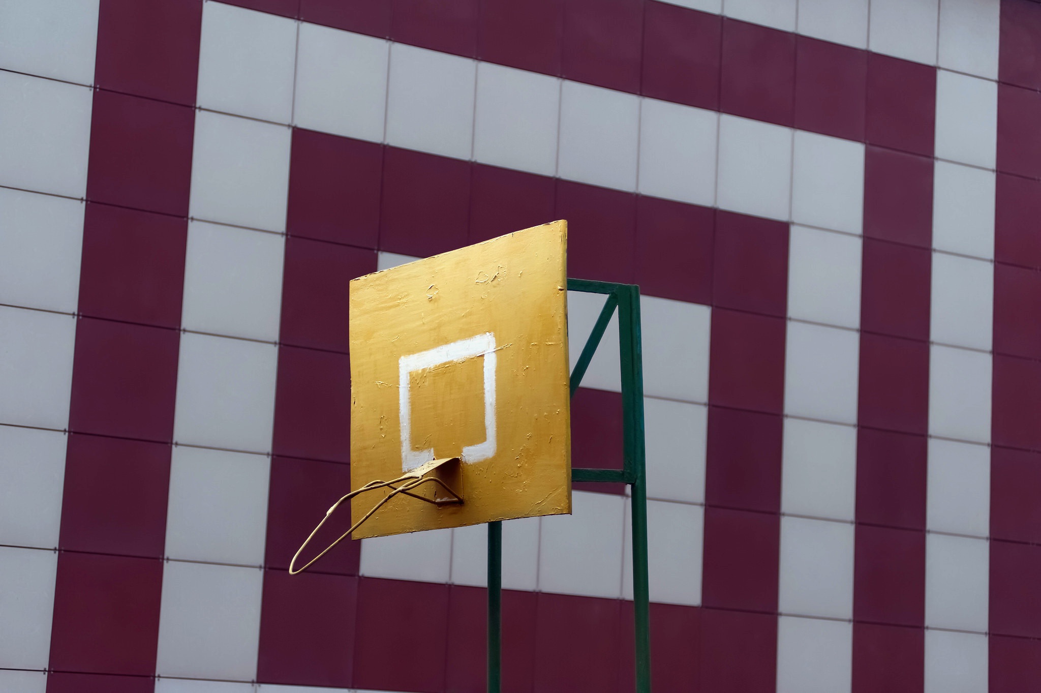 Basketball Sign Hoop Square Yellow Red Gold Artwork 2048x1363