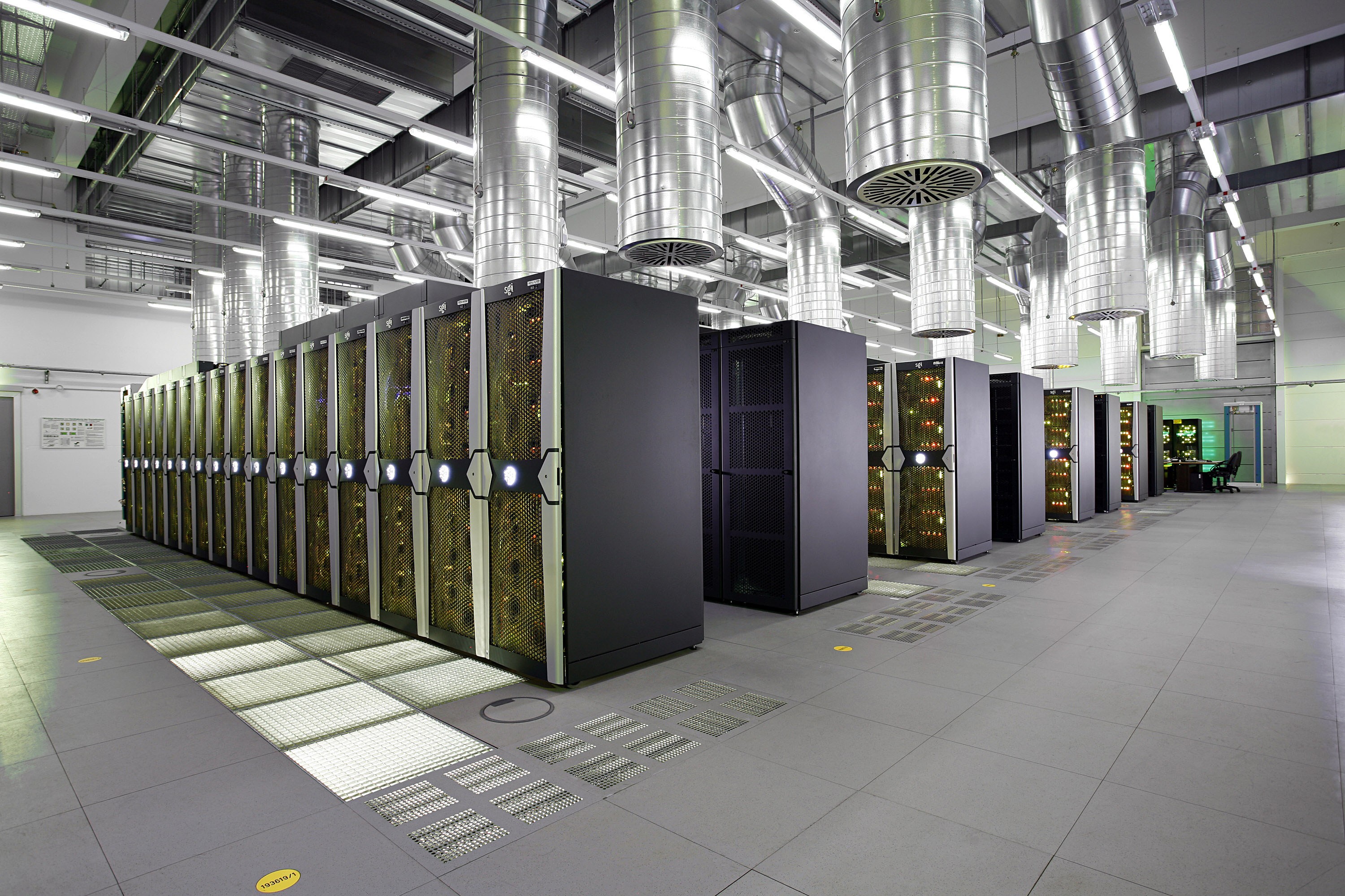 Server Technology Datacenter 3000x2000