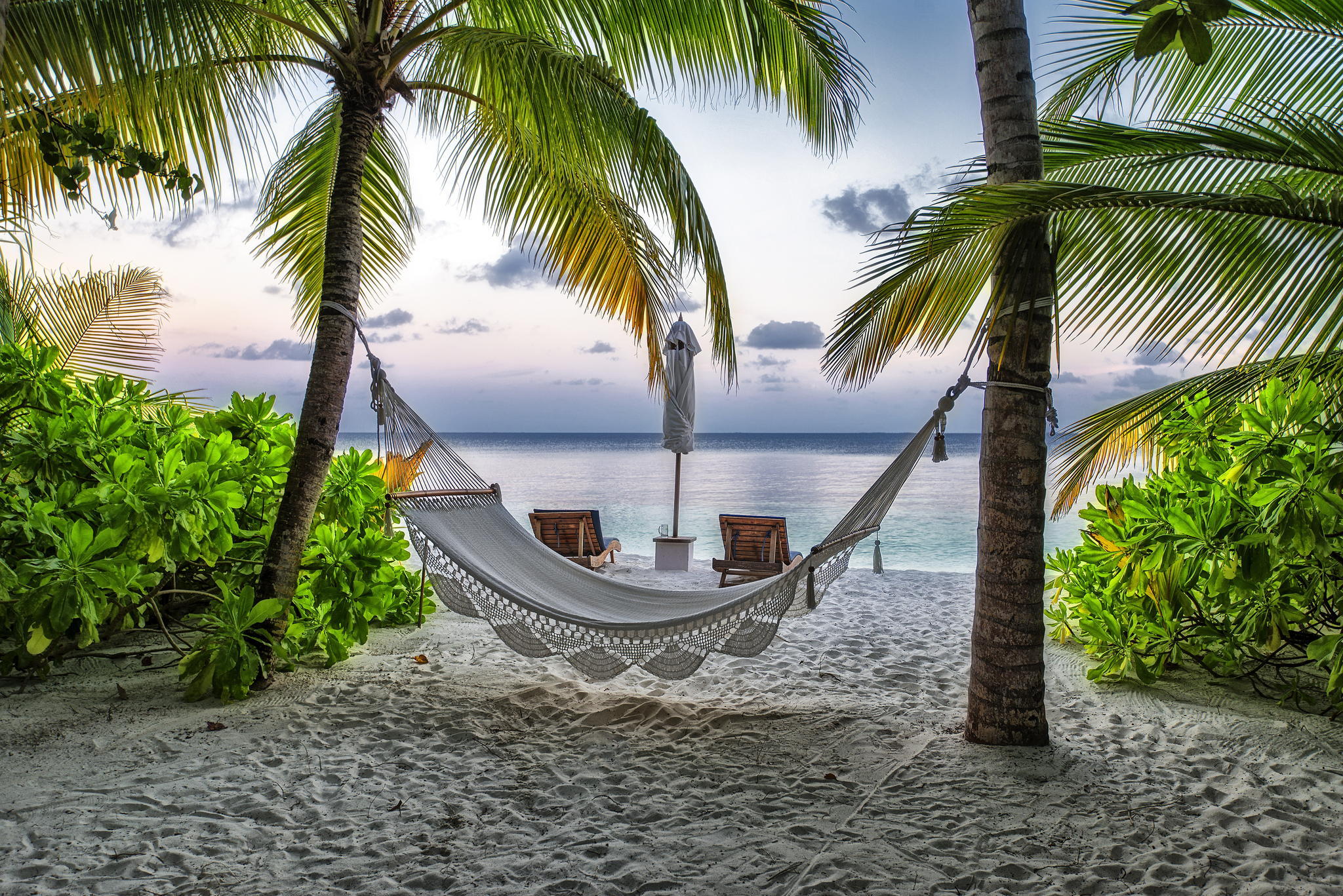 Beach Seaside Maldives Hammock Holiday Tropical 2048x1367