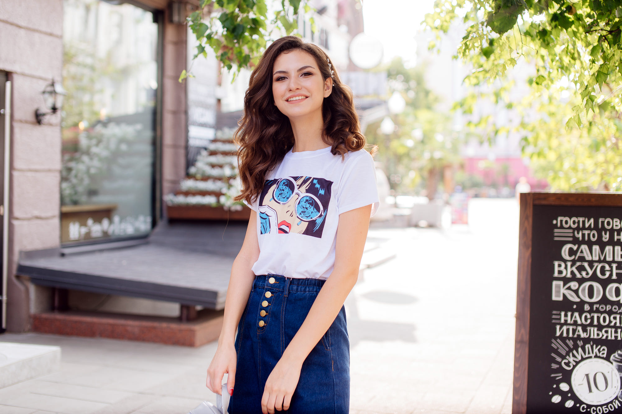 Women Brunette Brown Eyes Open Mouth White Shirt Jean Skirt White T Shirt Skirt Smiling Public Women 2000x1333