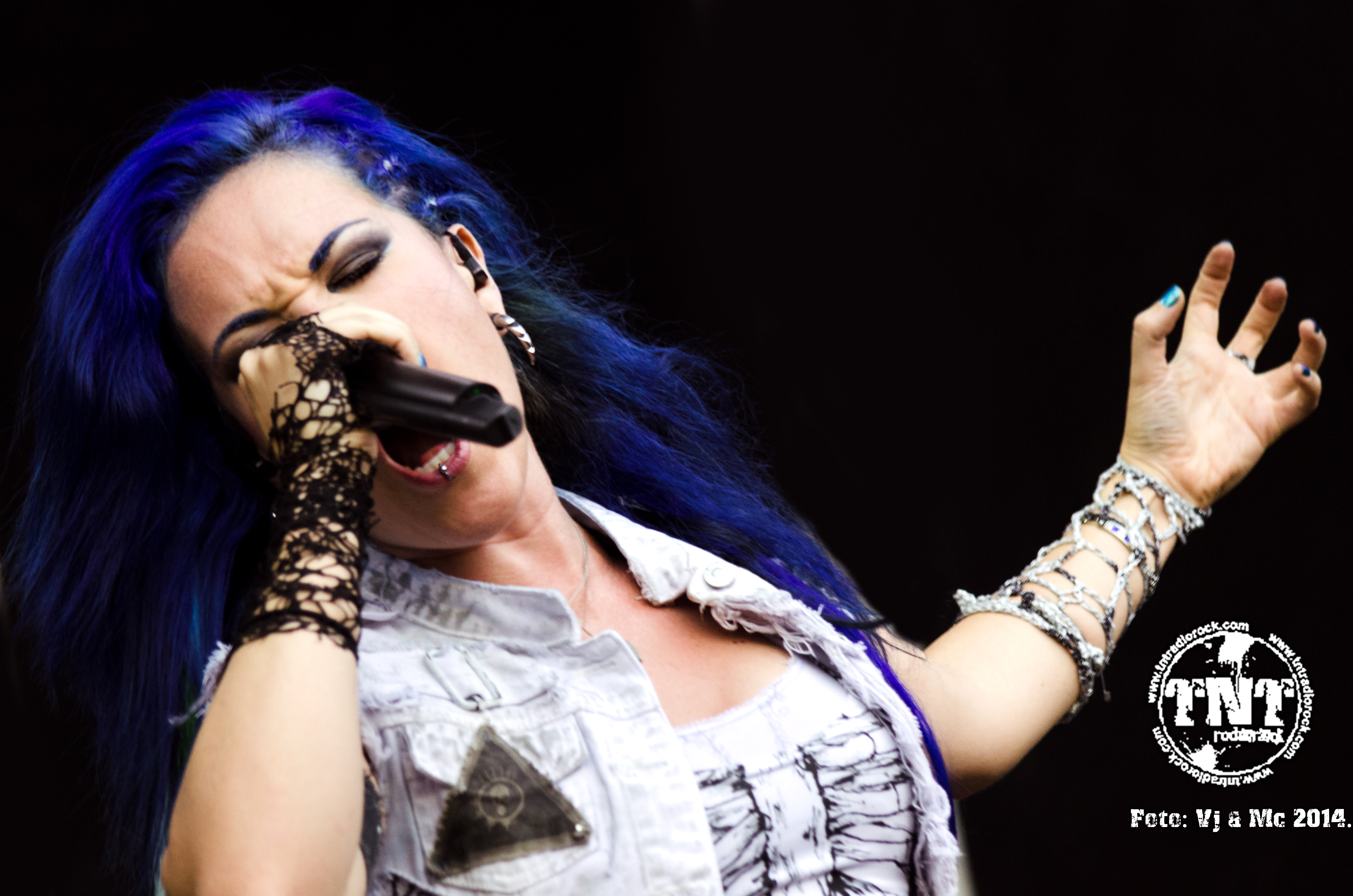 Music Alissa White Gluz 4928x3264