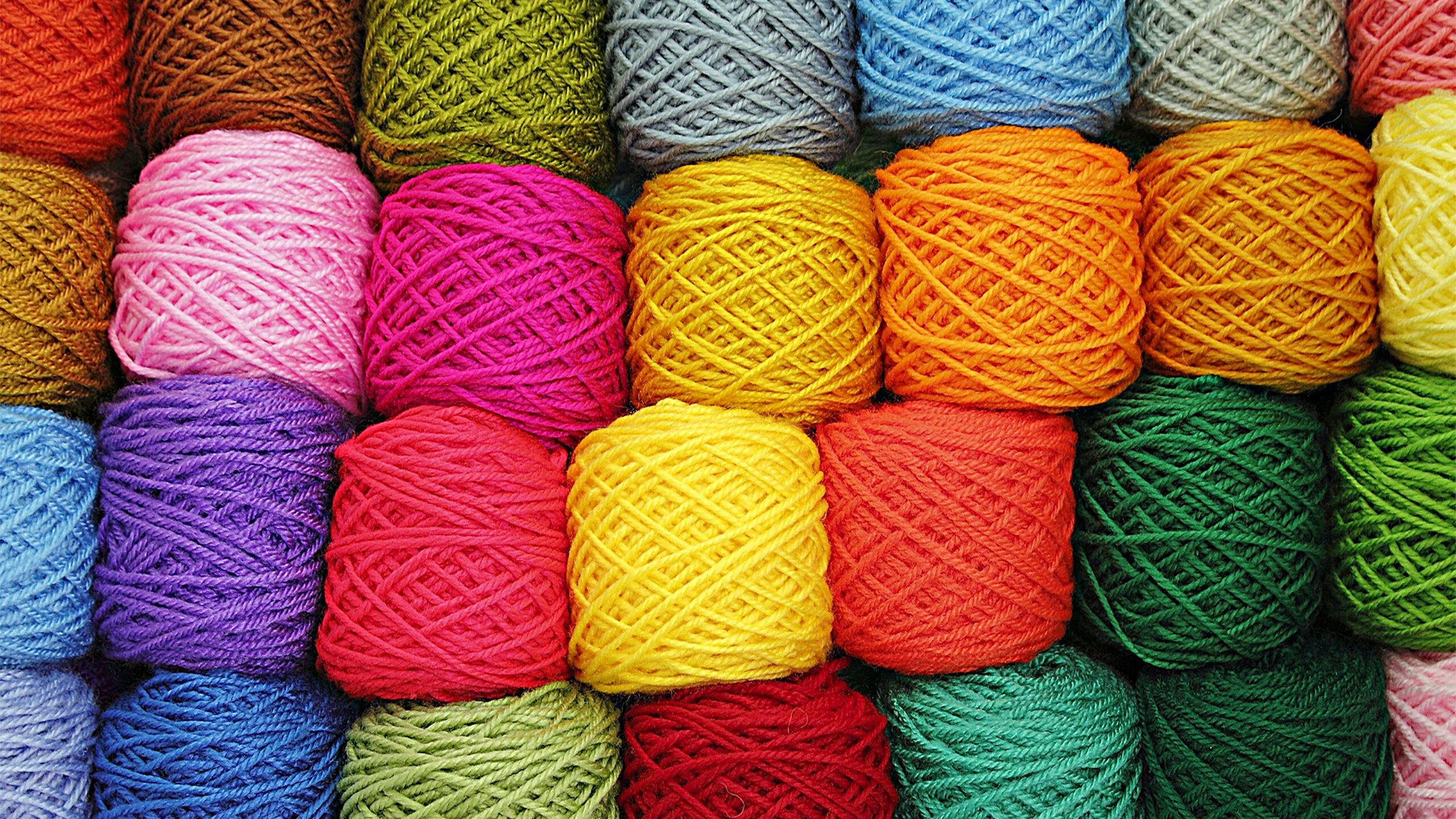Wool Colorful Yarn 2560x1440