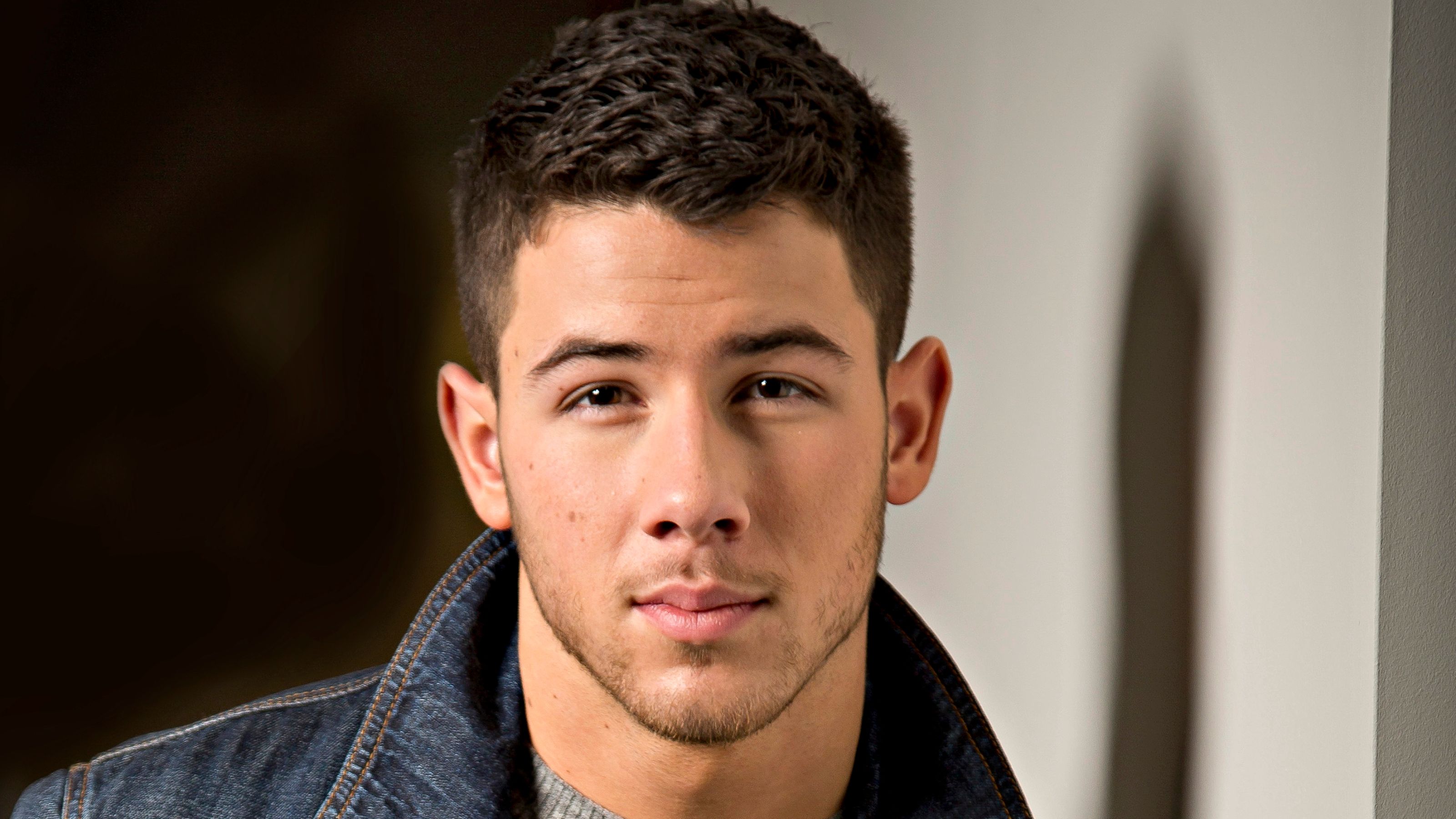 Nick Jonas 3200x1800