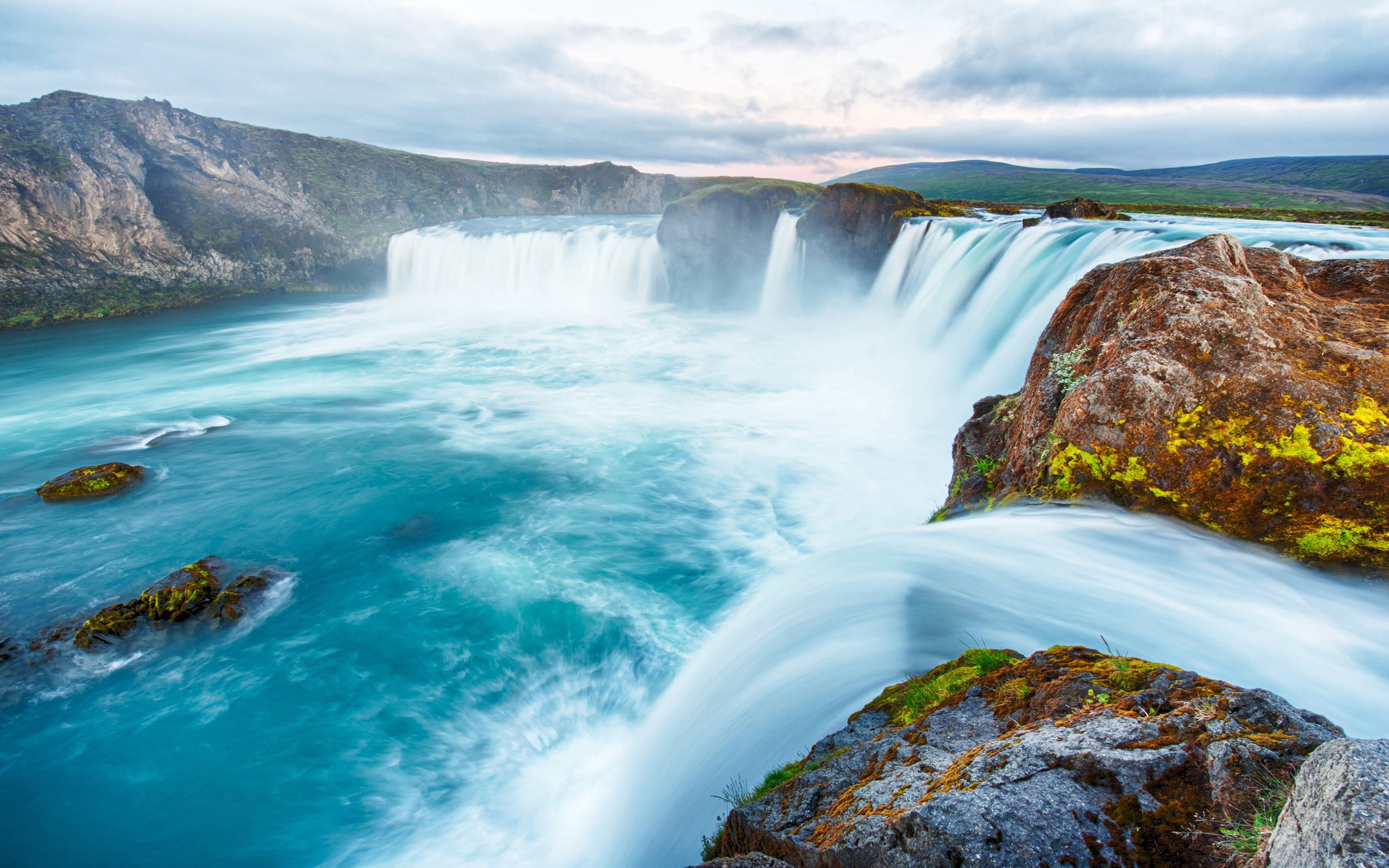 Earth Godafoss Waterfall Iceland 3200x2000