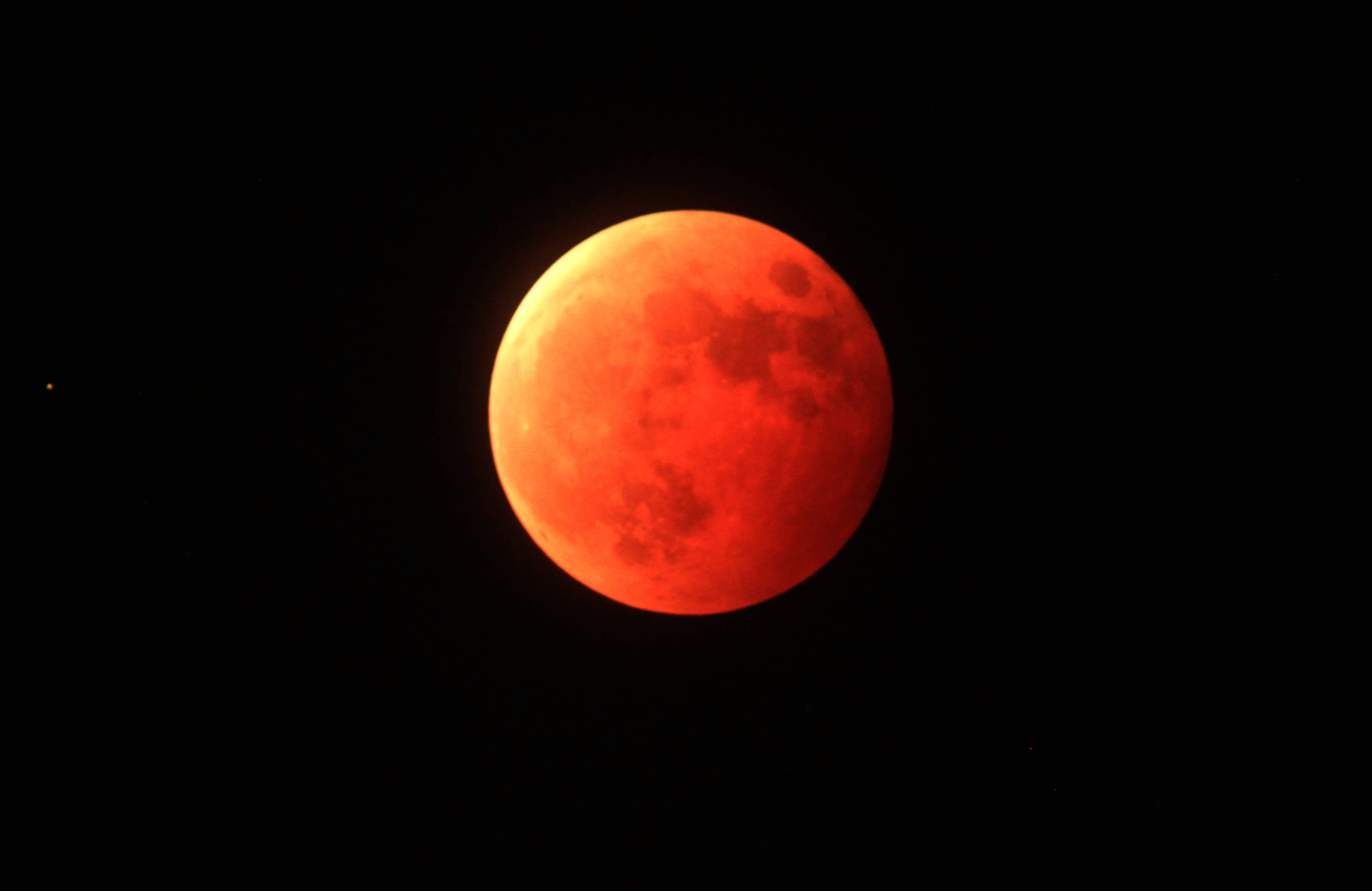Moon Orange Color Blood Moon 3616x2348